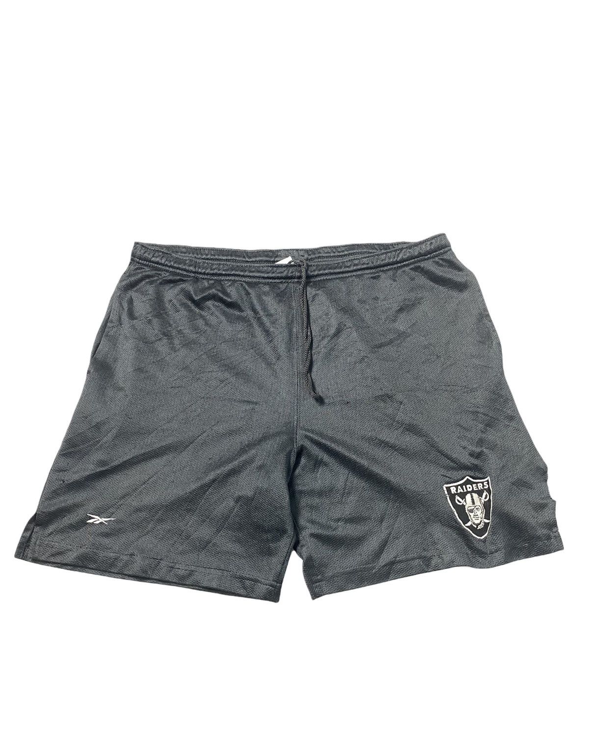 Reebok × Vintage Vintage Reebok x Raiders Short Pant Size US 35 - 1 Thumbnail
