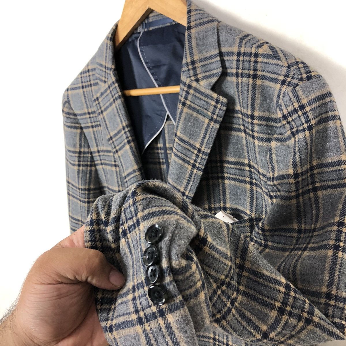 Japanese Brand TARTAN DESIGN JAPANESE BRAND INSPIRED BY JUNYA WATANABE Size US M / EU 48-50 / 2 - 5 Thumbnail