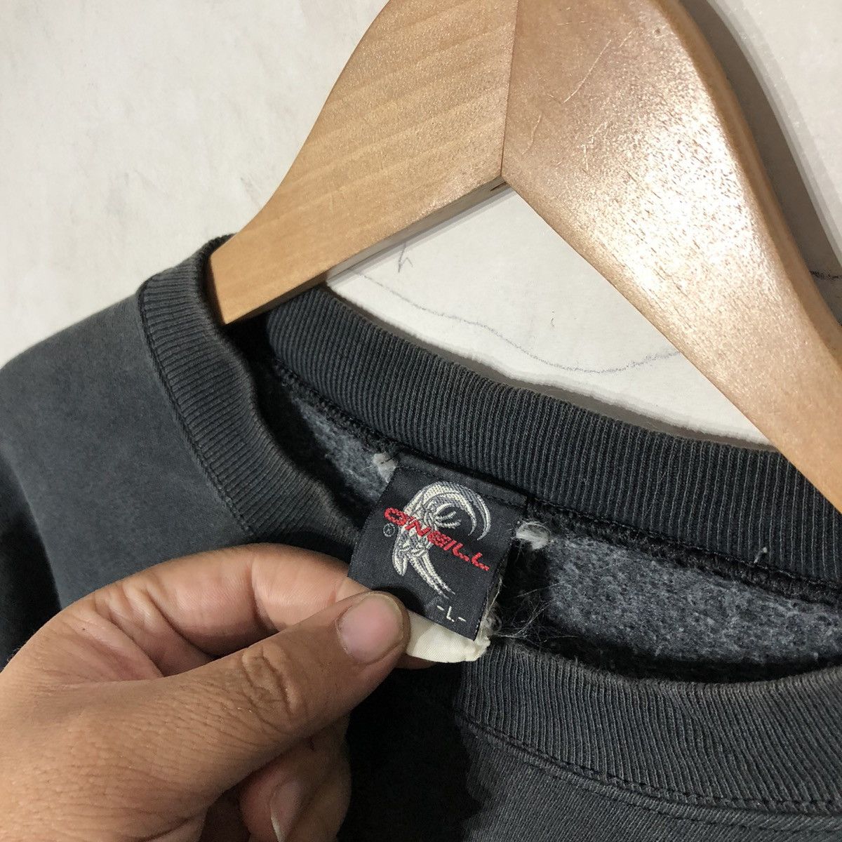 O'Neill VINTAGE 90's ONEILL CREWNECK BIG LOGO Size US L / EU 52-54 / 3 - 11 Thumbnail