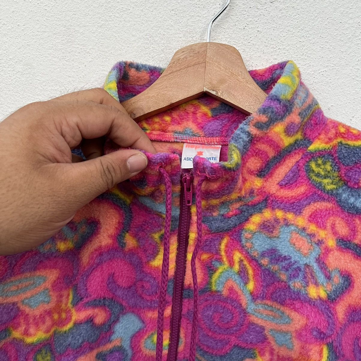 Japanese Brand RARE FLEECE JACKET NAVAJO DESIGN ASICS DEPORTE FULL PRINT Size US L / EU 52-54 / 3 - 7 Thumbnail