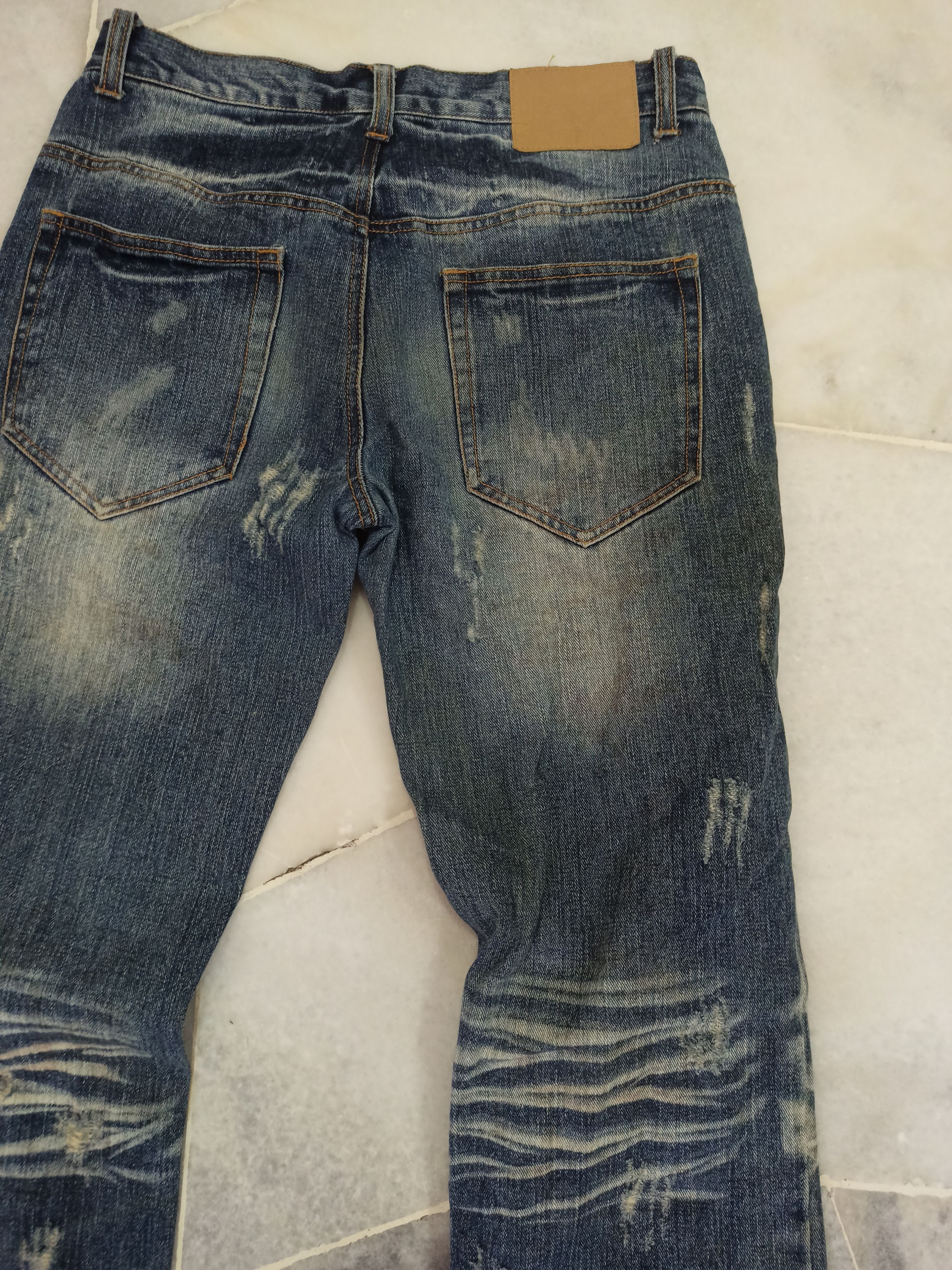 Japanese Brand Japanese Aegnoir Distressed Mud Wash Faded Jeans Size US 30 / EU 46 - 13 Thumbnail