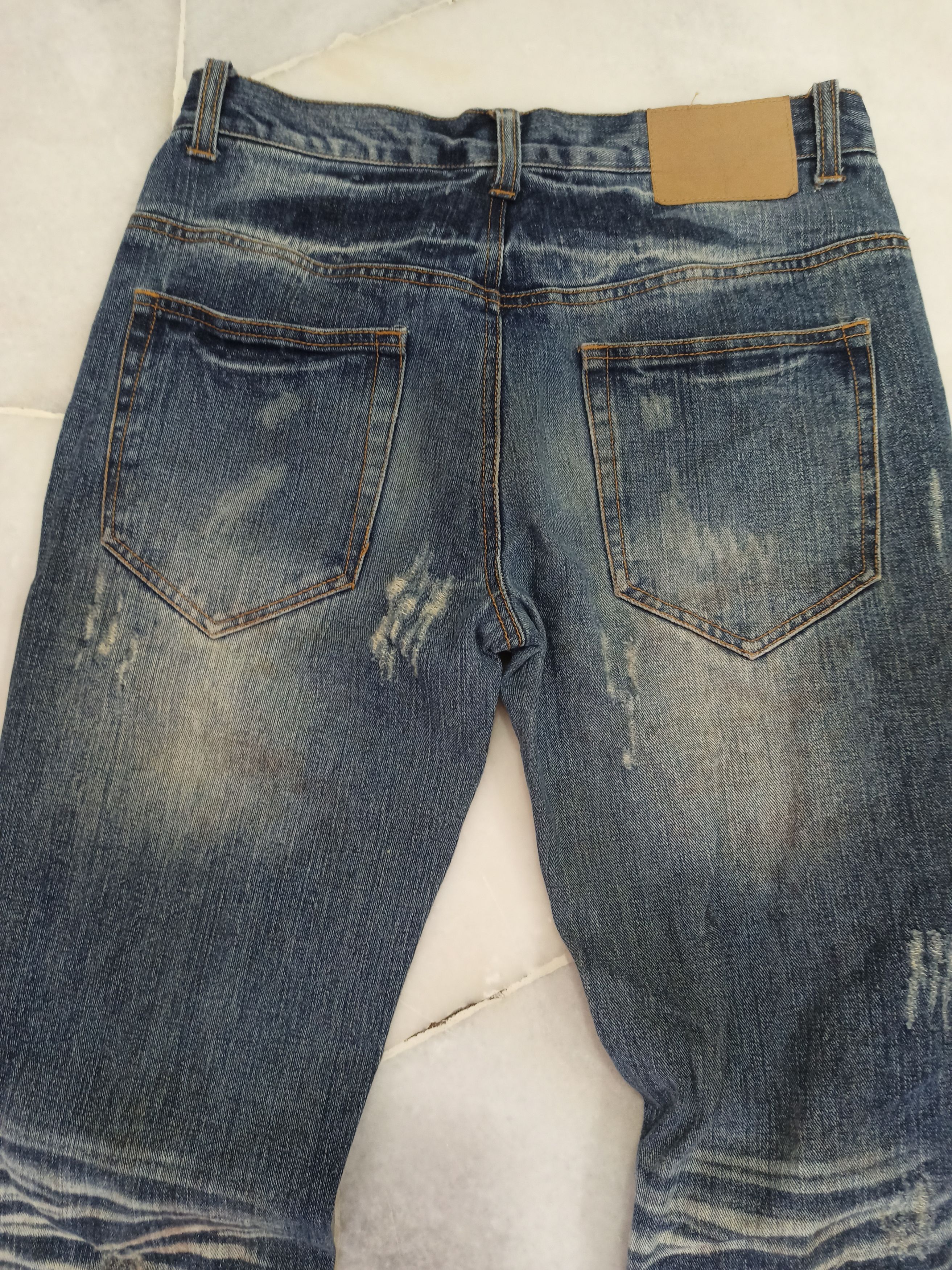 Japanese Brand Japanese Aegnoir Distressed Mud Wash Faded Jeans Size US 30 / EU 46 - 18 Thumbnail