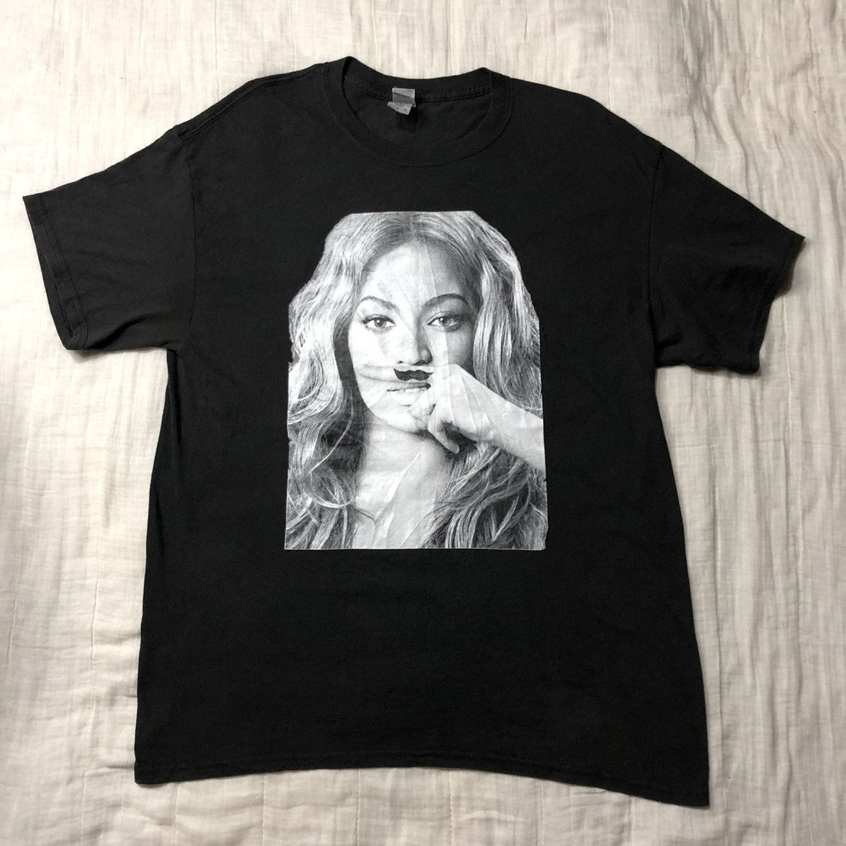 Band Tees Beyonce T Shirt Size US L / EU 52-54 / 3 - 2 Thumbnail