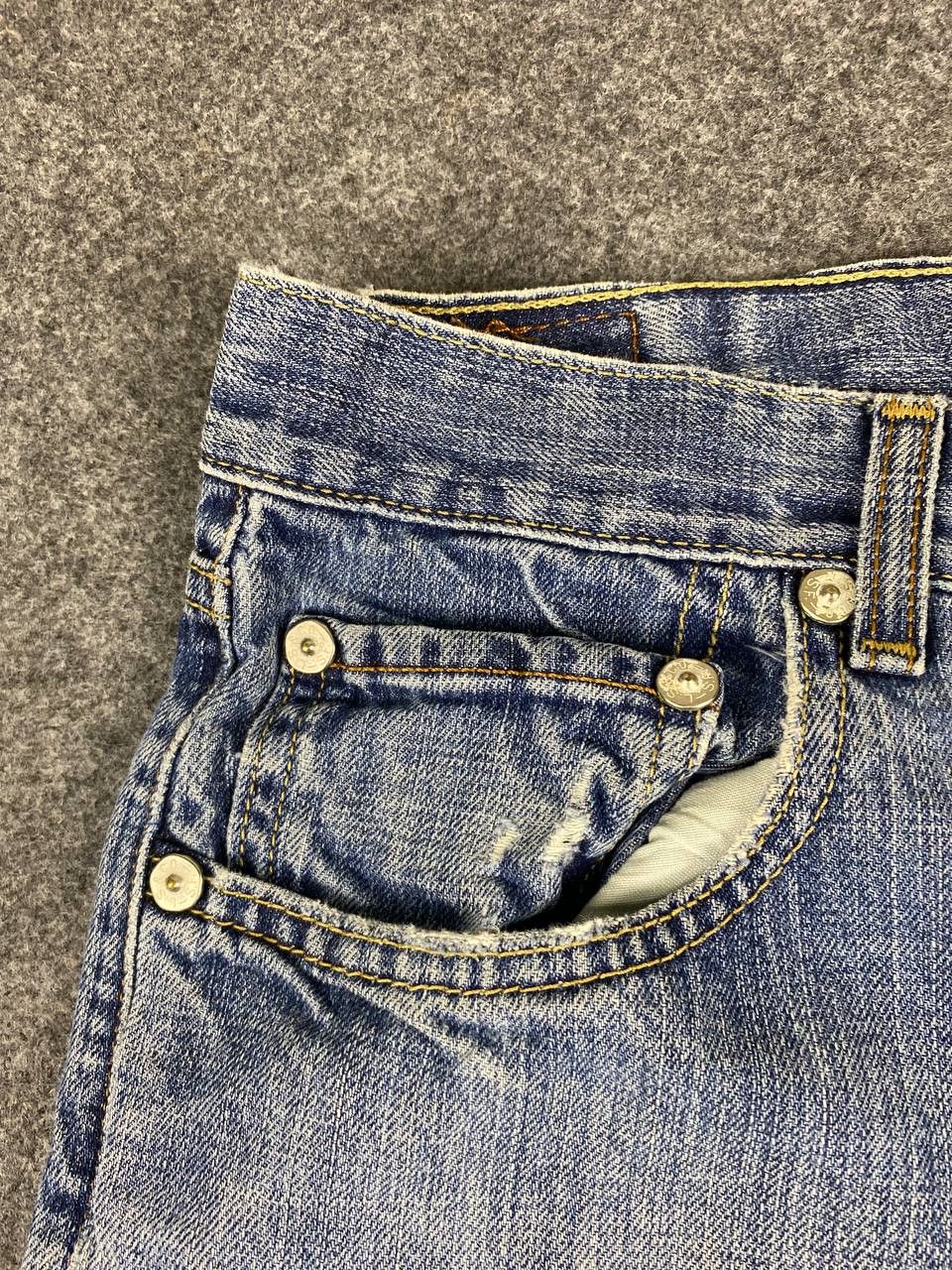 Levi's vintage levis 514 slim straight distressed denim Size US 31 - 11 Thumbnail