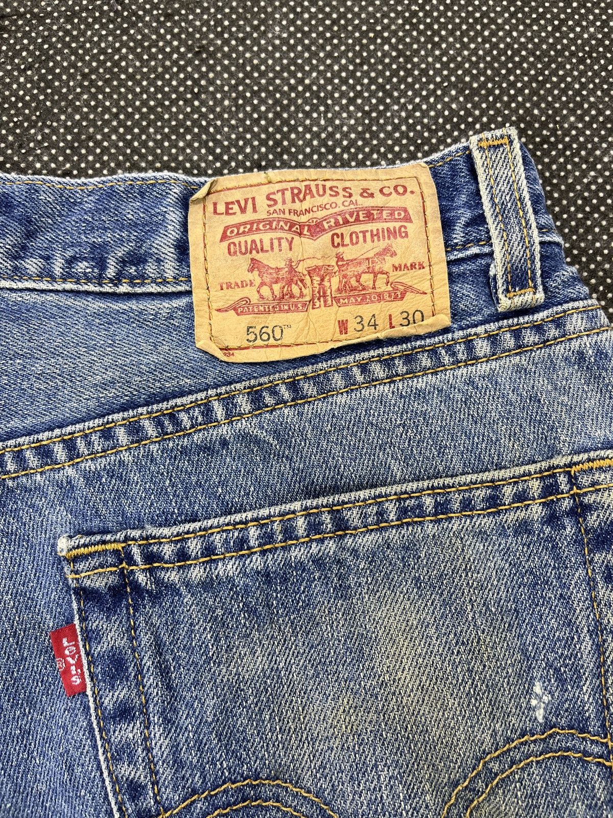 Levi's Vintage Levis 560 Dirty Wash Jeans - J693 Size US 34 / EU 50 - 11 Thumbnail