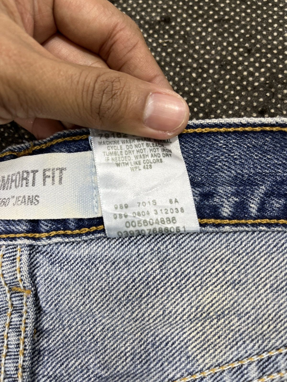Levi's Vintage Levis 560 Dirty Wash Jeans - J693 Size US 34 / EU 50 - 10 Thumbnail