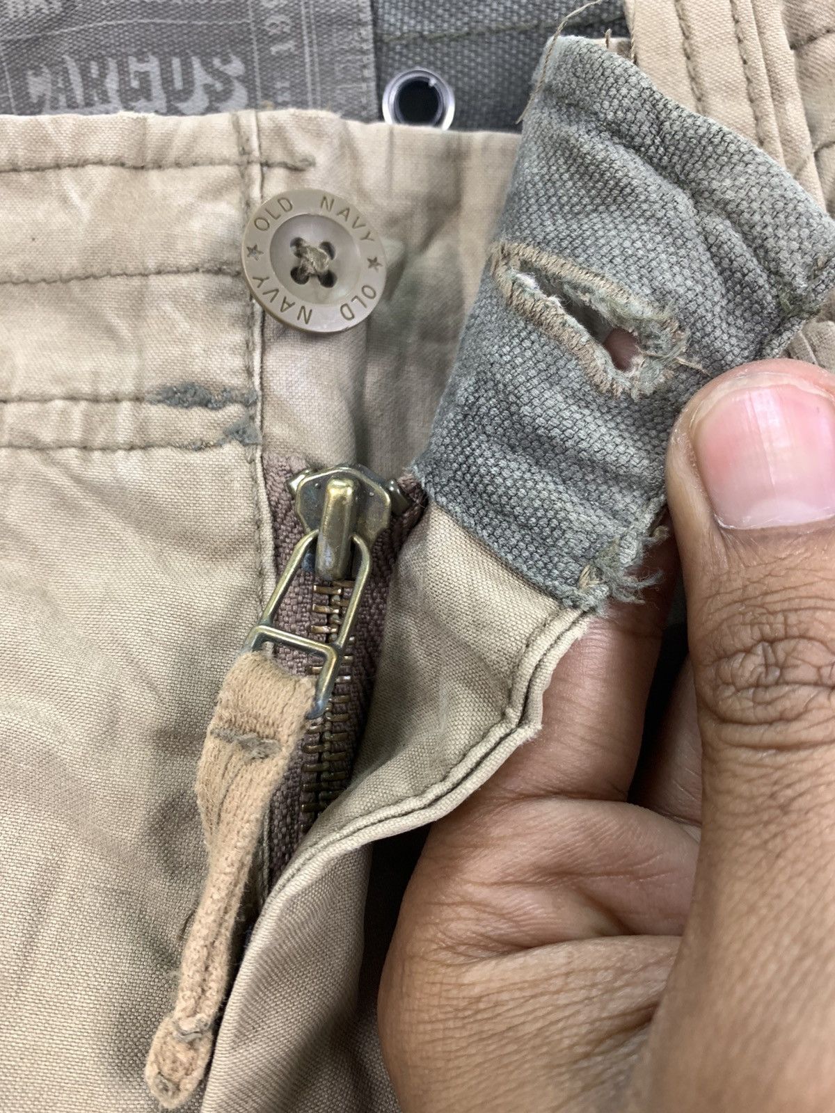 Japanese Brand × Old Navy OLD NAVY Vintag 90s Khaki Baggy 7Pocket Military Cargo Pant Size US 34 / EU 50 - 18 Thumbnail