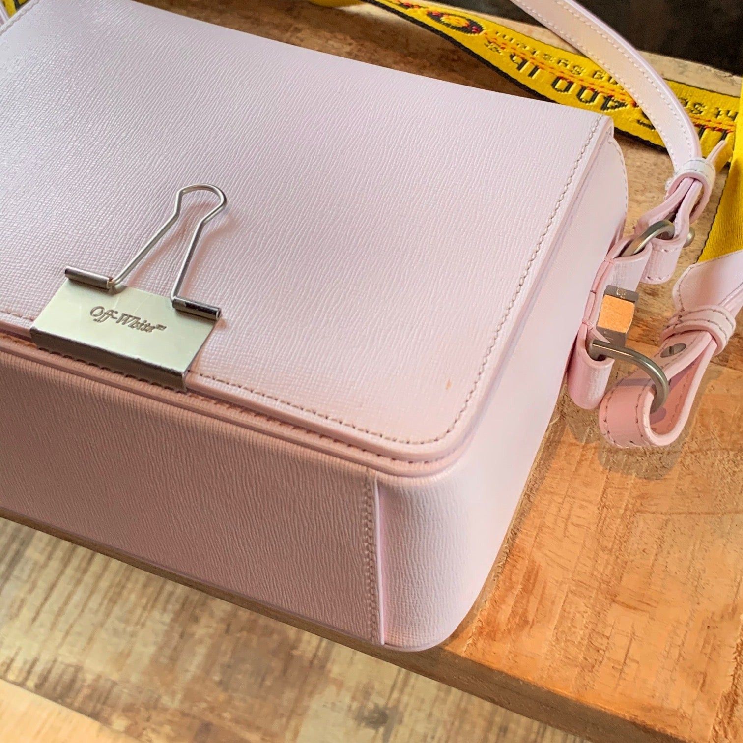 Off-White Off-White Pale Pink Binder Clip Leather Bag Size ONE SIZE - 6 Thumbnail