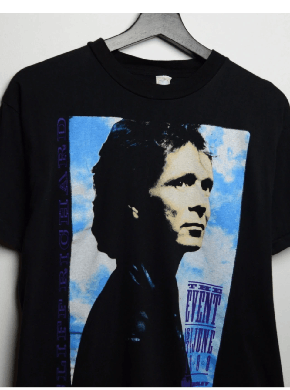 Band Tees 1989 Cliff Richard The Event tee Size US M / EU 48-50 / 2 - 3 Thumbnail