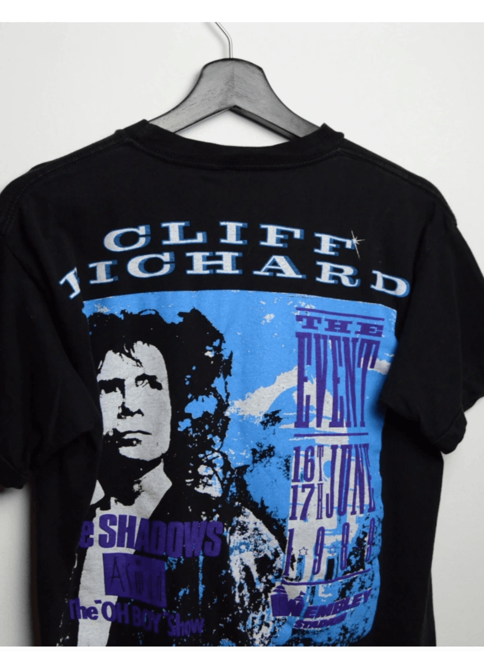 Band Tees 1989 Cliff Richard The Event tee Size US M / EU 48-50 / 2 - 6 Thumbnail