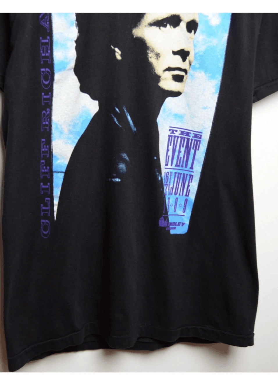 Band Tees 1989 Cliff Richard The Event tee Size US M / EU 48-50 / 2 - 4 Thumbnail