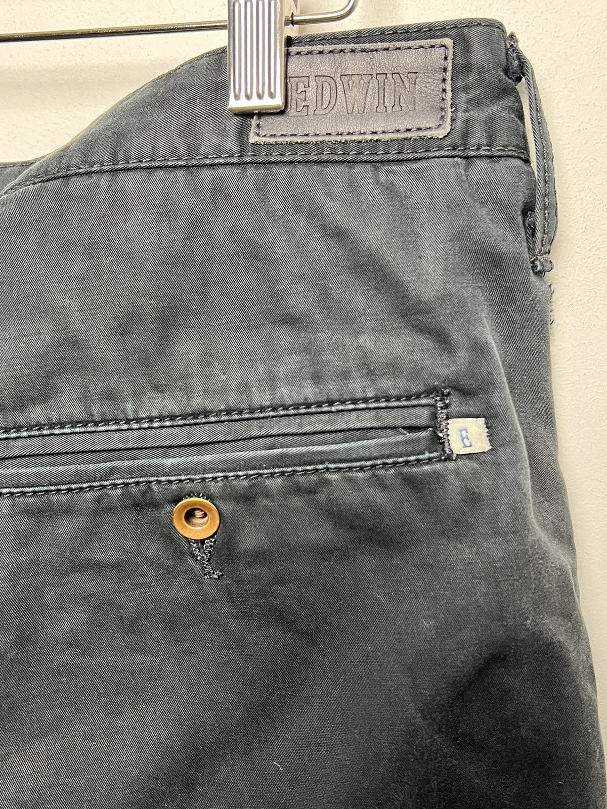 Edwin edwin y2k japan trashed cropped pants Size US 33 - 9 Thumbnail