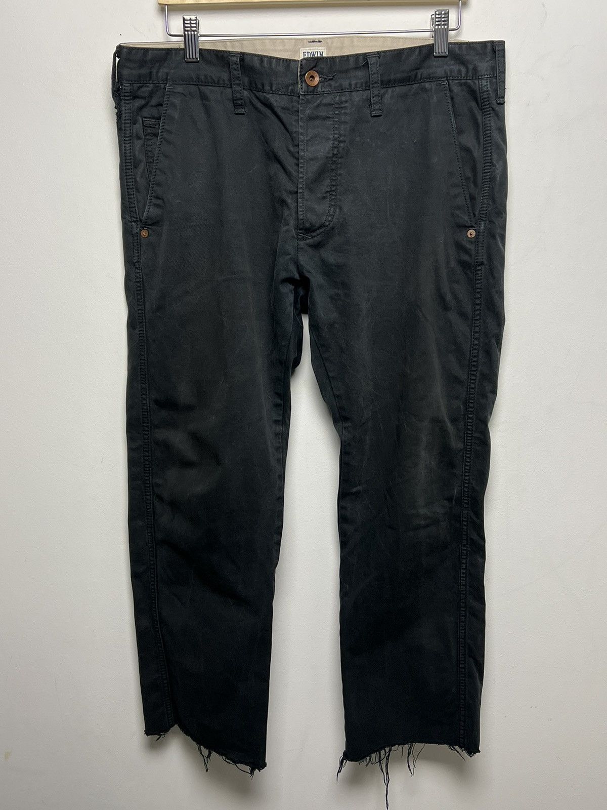 Edwin edwin y2k japan trashed cropped pants Size US 33 - 1 Thumbnail