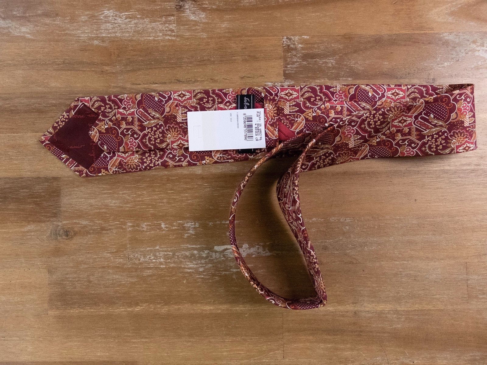 Salvatore Ferragamo SALVATORE FERRAGAMO red Indian Asian theme print silk tie Size ONE SIZE - 2 Thumbnail