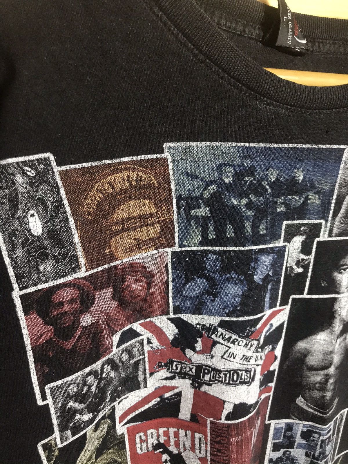 Vintage Vintage Rock volution cult artist t-shirt Size US L / EU 52-54 / 3 - 2 Thumbnail
