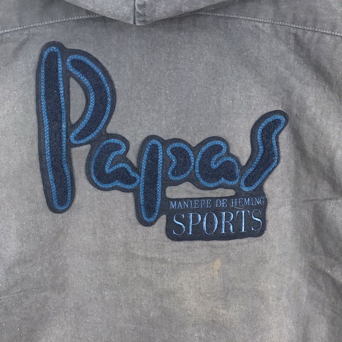 Vintage Vintage Papas Sports Faded Hoodie Jacket Size US L / EU 52-54 / 3 - 5 Thumbnail