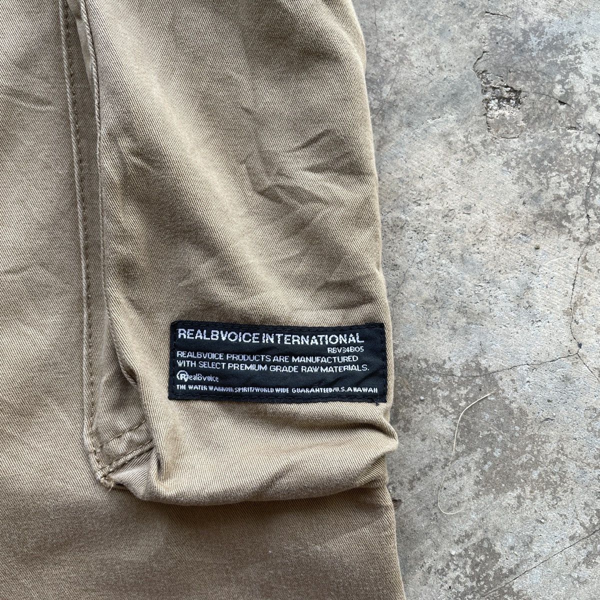 Japanese Brand Vintage RealBvoice Utility Big Pocket Tactical Cargo Pants Size US 34 / EU 50 - 11 Thumbnail