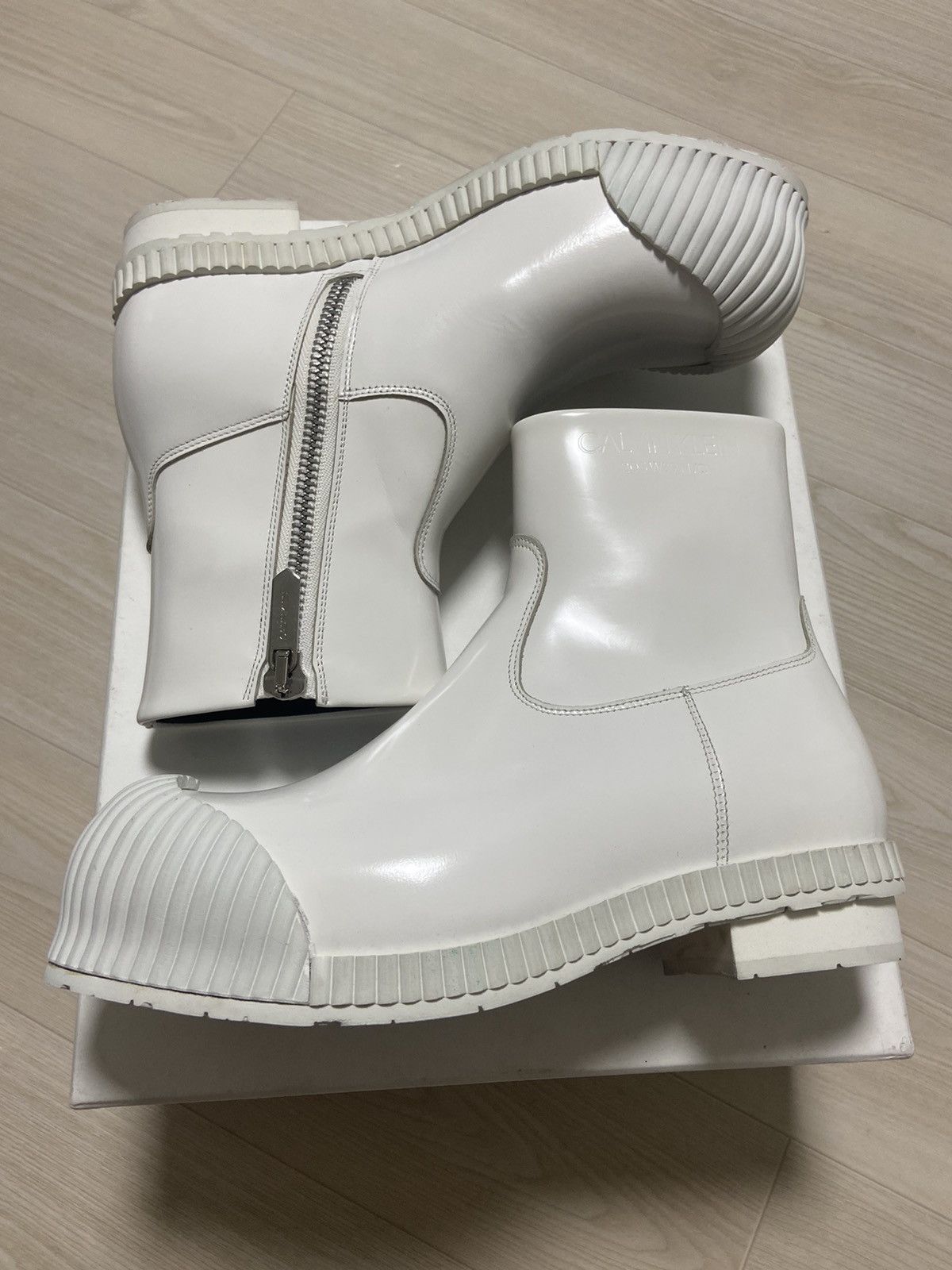 Calvin Klein 205W39NYC 38.5 205w39nyc Spazzolato bunny Boots Size US 6 / EU 39 - 2 Thumbnail