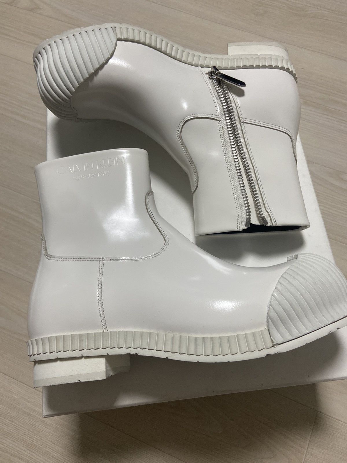 Calvin Klein 205W39NYC 38.5 205w39nyc Spazzolato bunny Boots Size US 6 / EU 39 - 3 Thumbnail