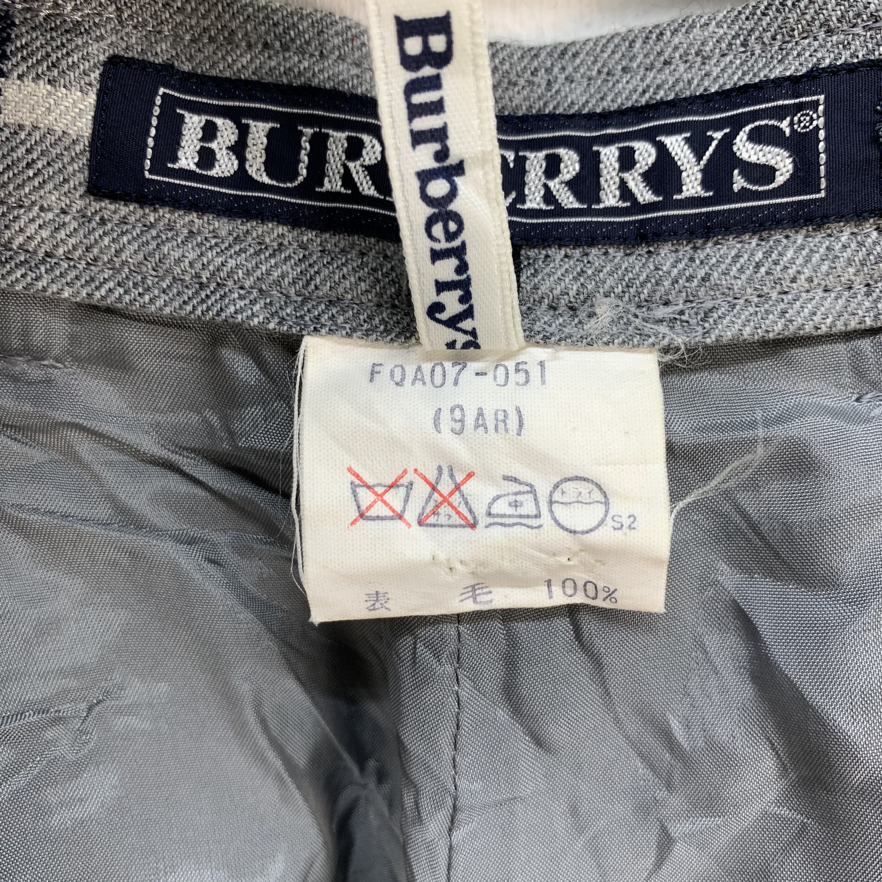 Burberry Burberrys Checked Trousers / Pants #3937-136 Size 26" / US 2 / IT 38 - 18 Thumbnail