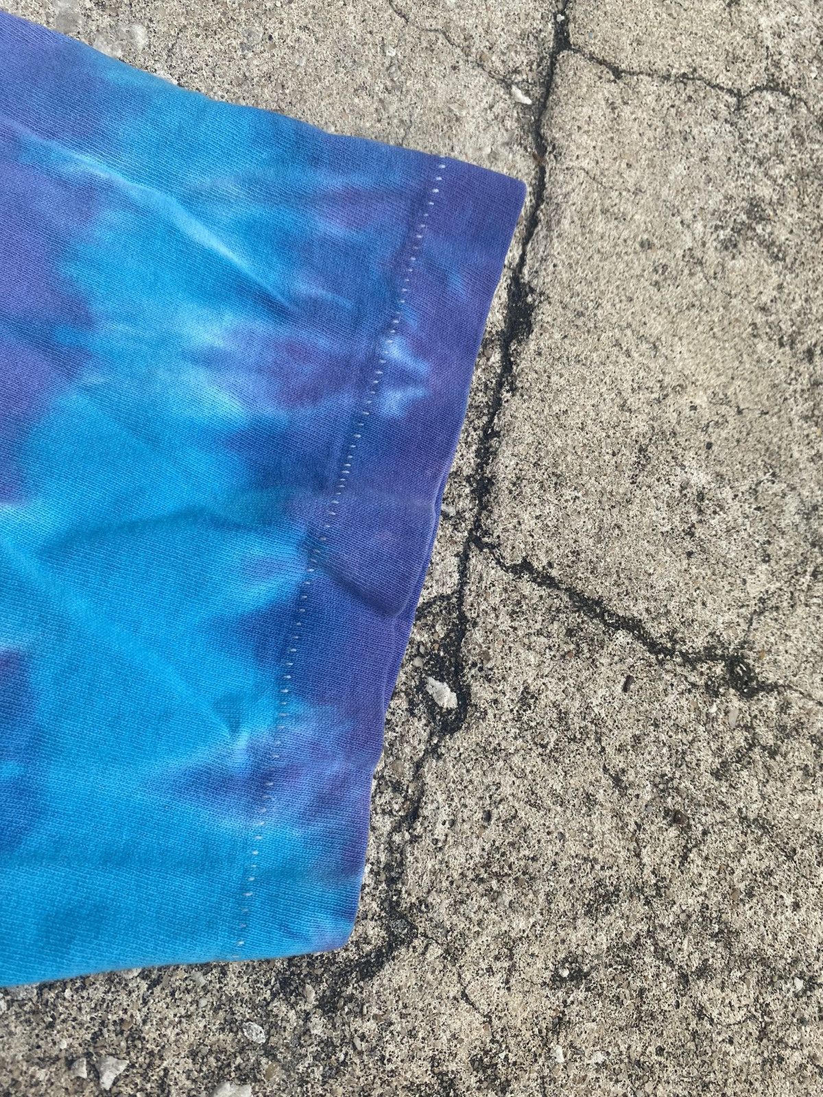 Vintage 90’s Ben and Jerry’s TyeDye Single Stitch Tee Size US L / EU 52-54 / 3 - 5 Thumbnail