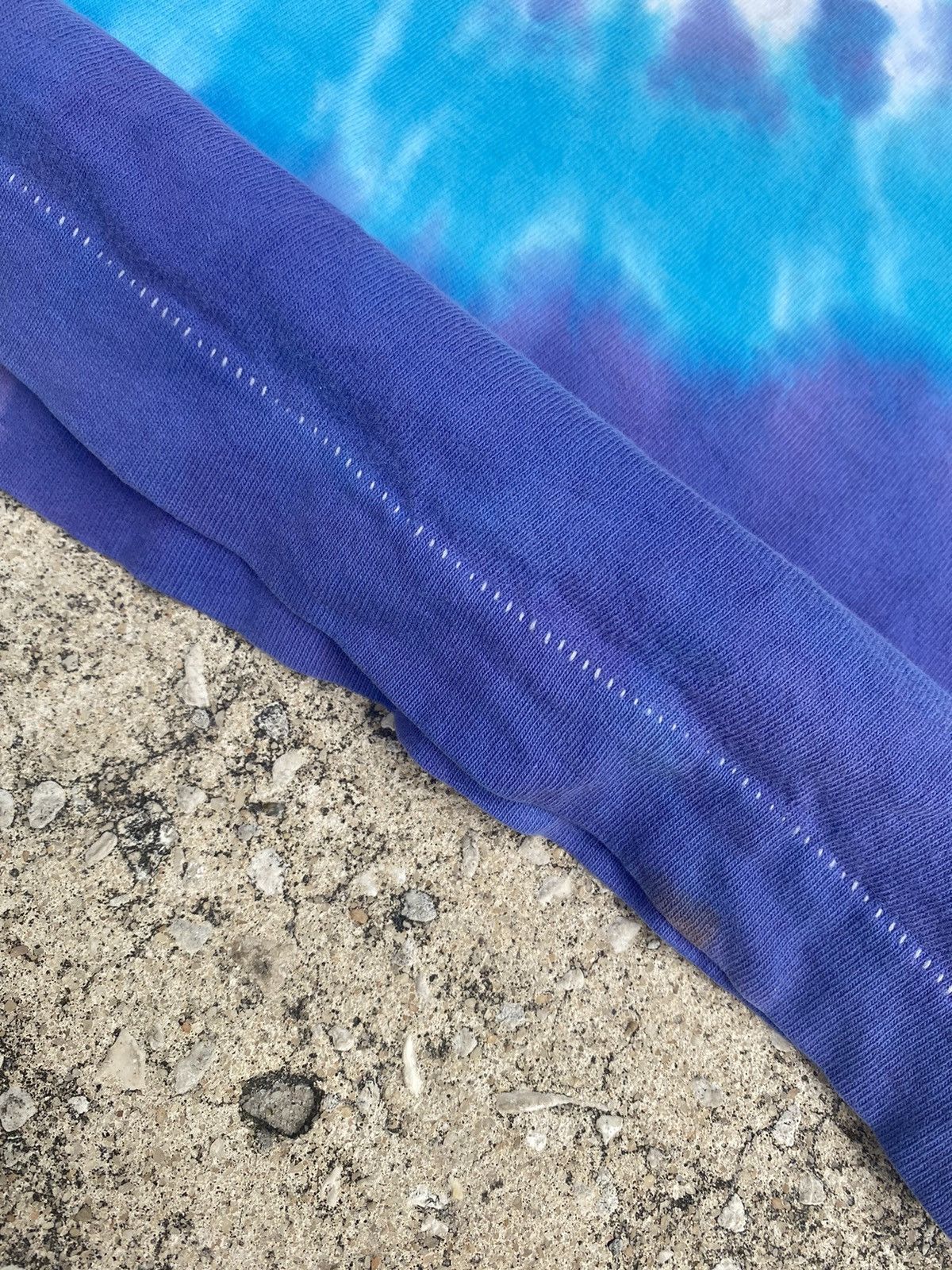 Vintage 90’s Ben and Jerry’s TyeDye Single Stitch Tee Size US L / EU 52-54 / 3 - 3 Thumbnail