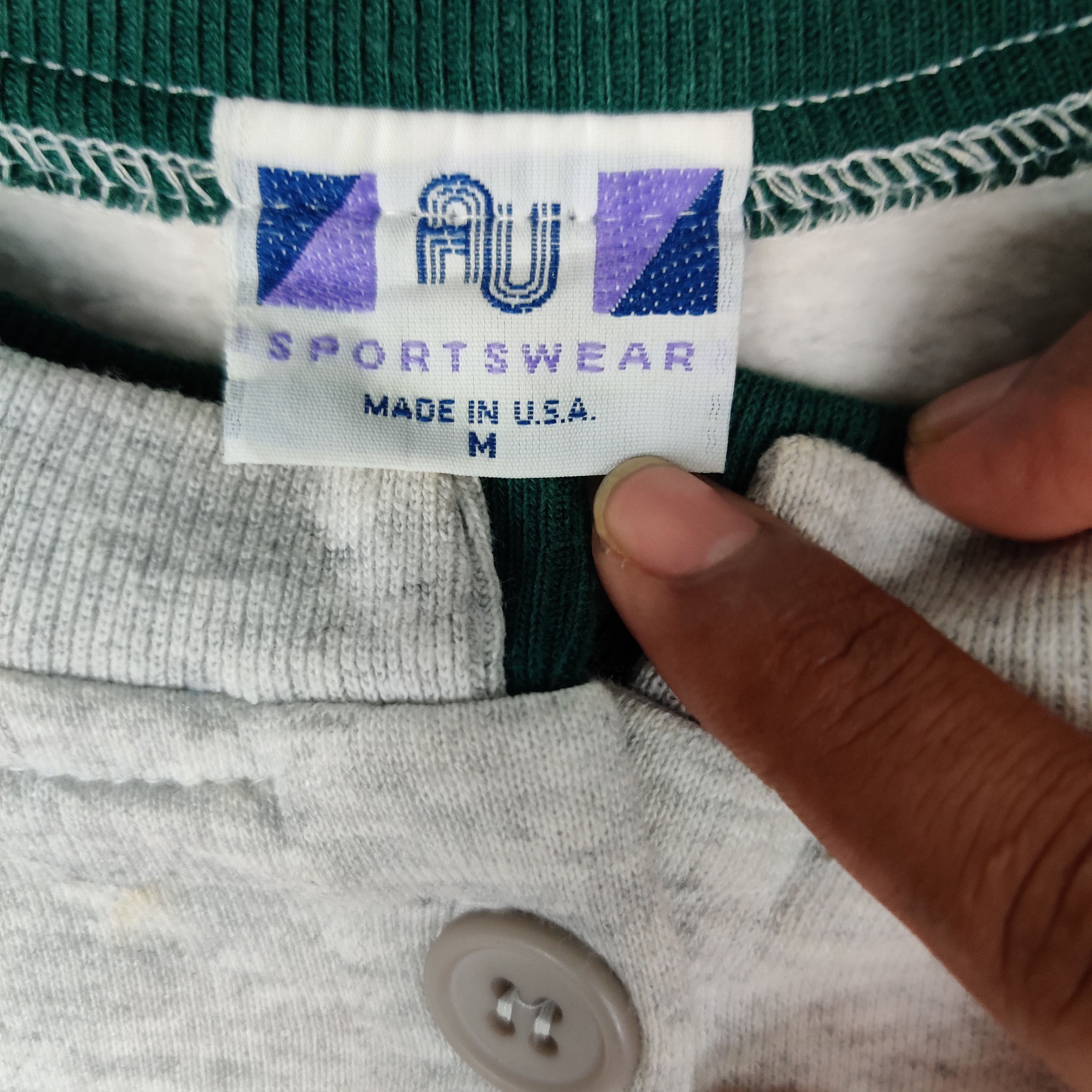 Auburn Sportswear Vintage 1998 Art Unlimited Sweatshirt Button Up Size US M / EU 48-50 / 2 - 2 Thumbnail