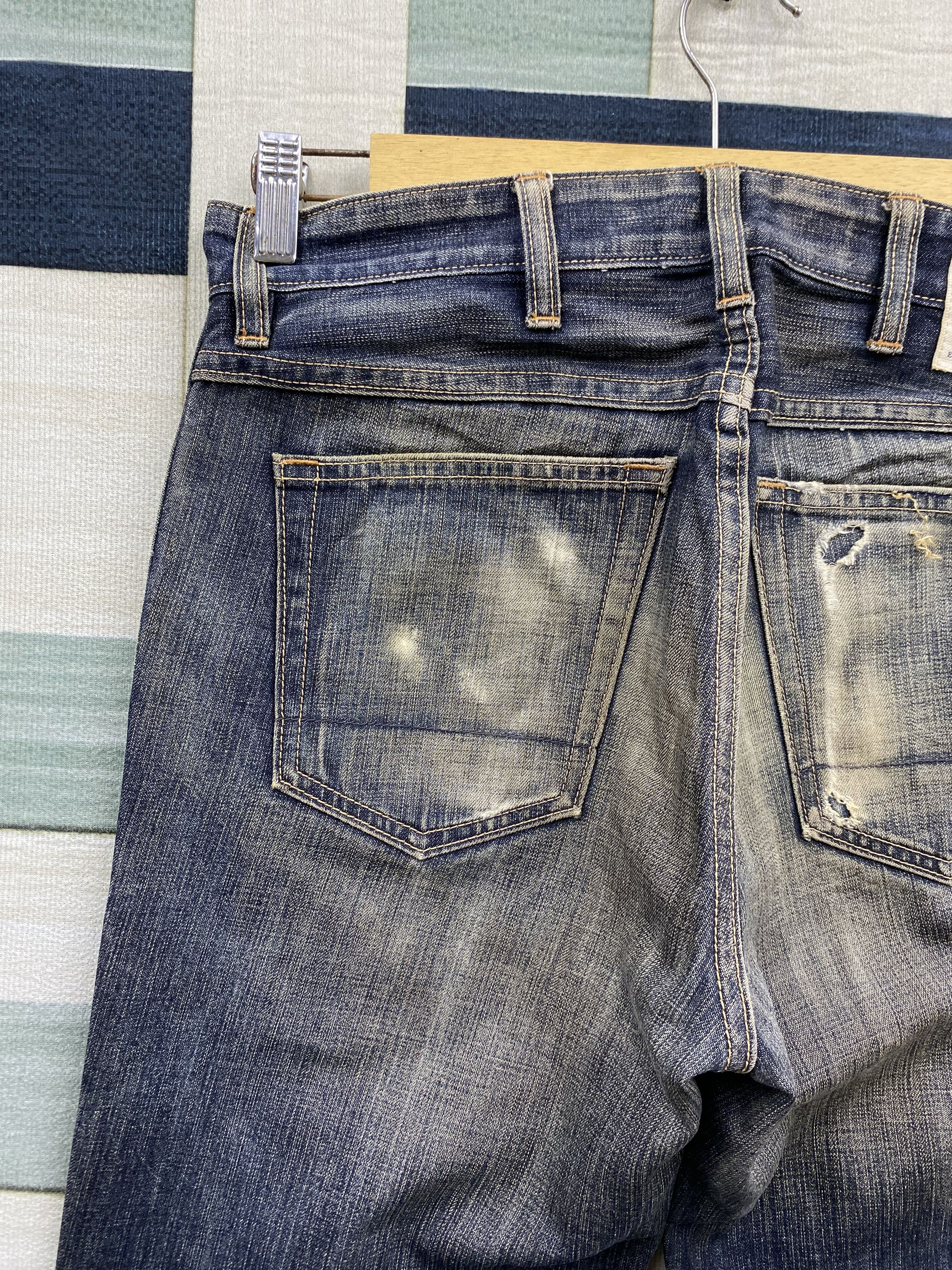 Gap Vintage Gap Distress Rusty Fade Blue Denim Jean Size US 31 - 14 Thumbnail