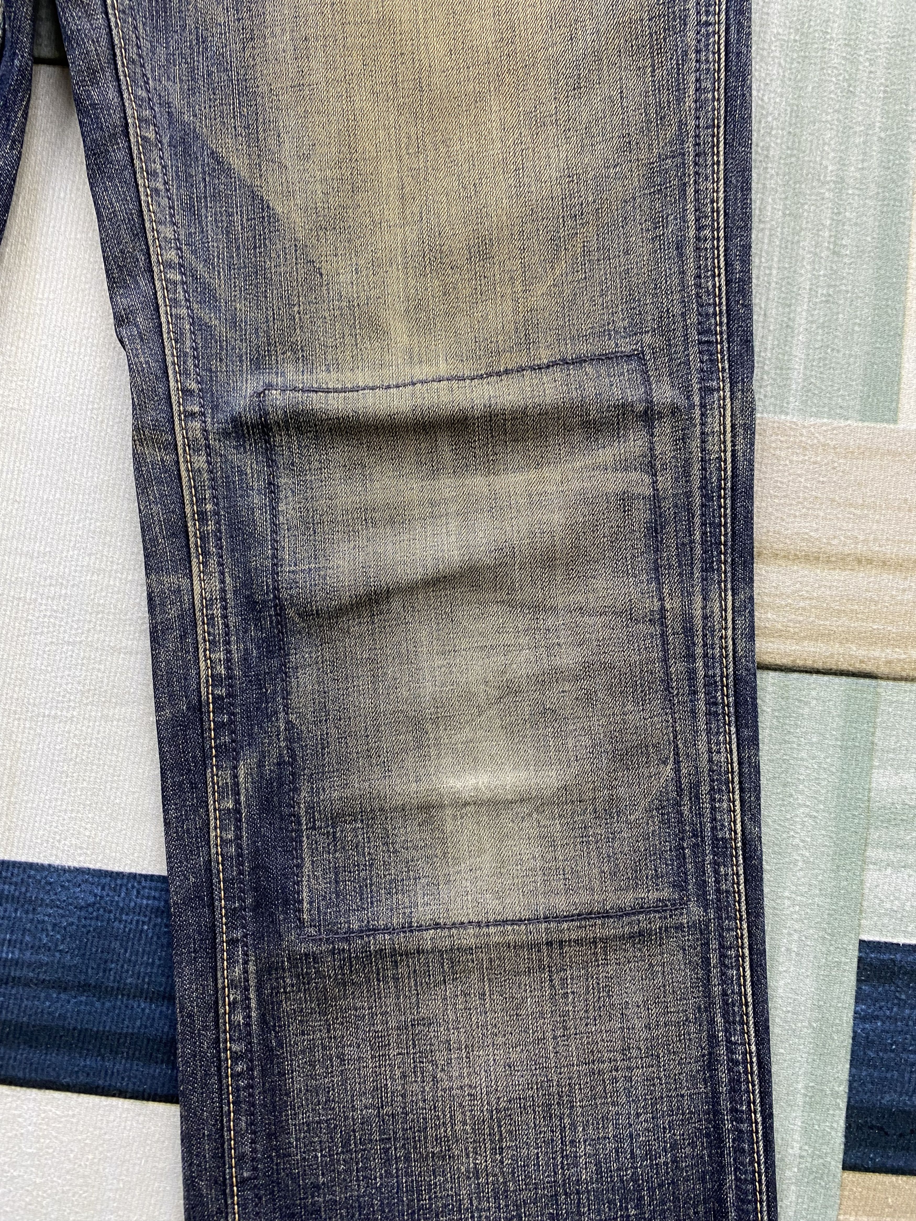 Gap Vintage Gap Distress Rusty Fade Blue Denim Jean Size US 31 - 13 Thumbnail