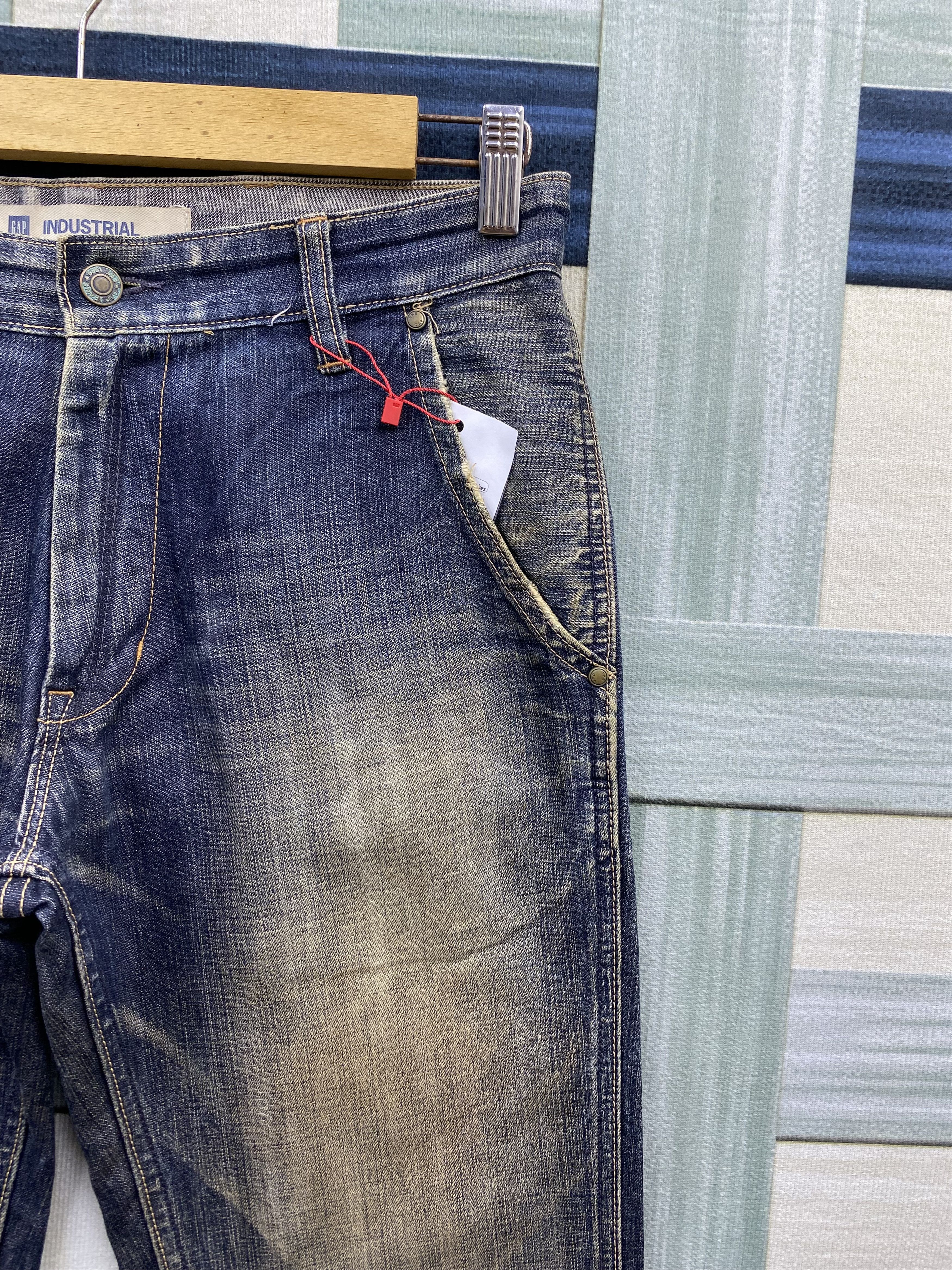 Gap Vintage Gap Distress Rusty Fade Blue Denim Jean Size US 31 - 7 Thumbnail