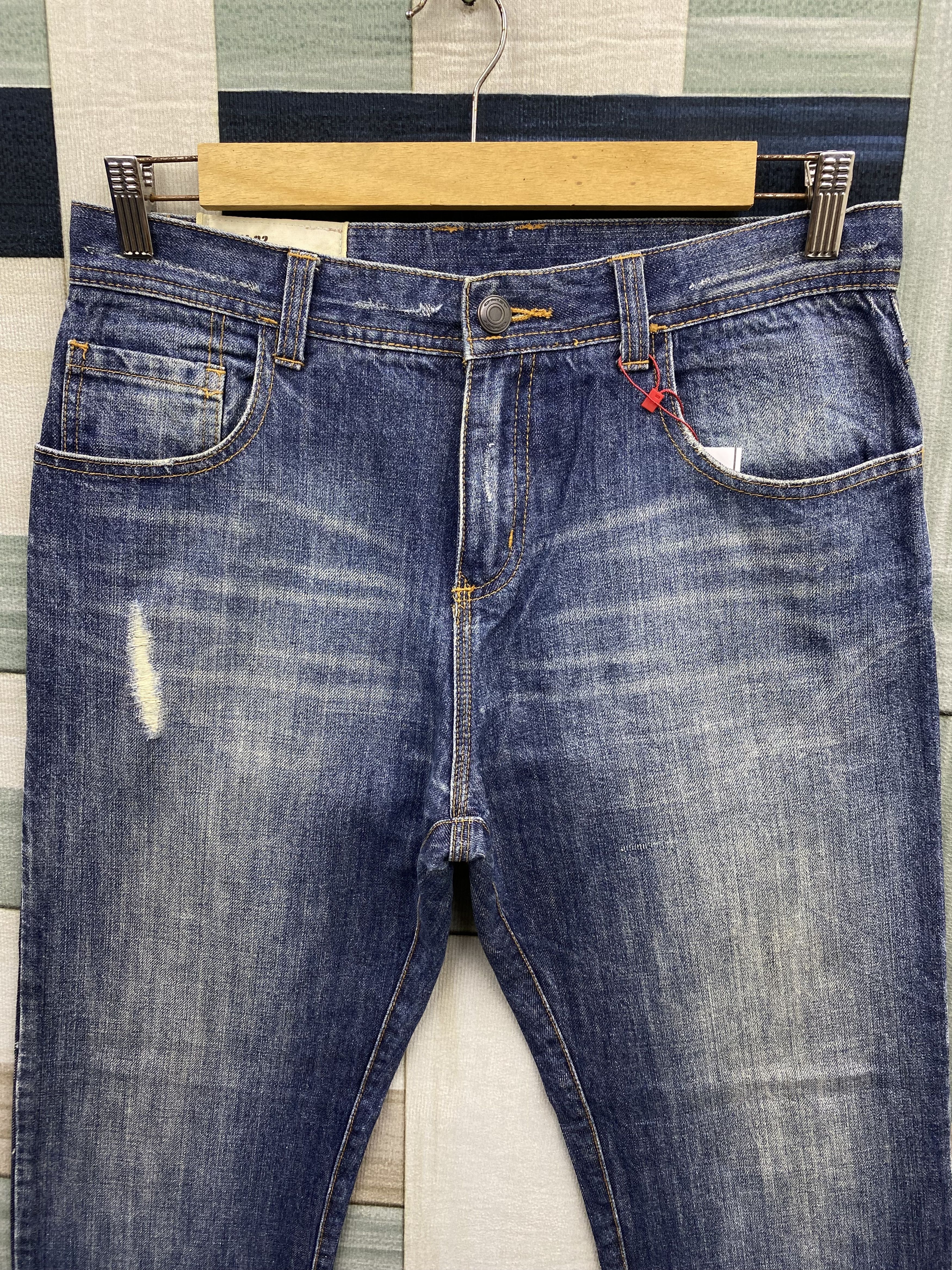 Oakley Vintage Oakley Light Distress Faded Blue Denim Jean Size US 32 / EU 48 - 3 Thumbnail
