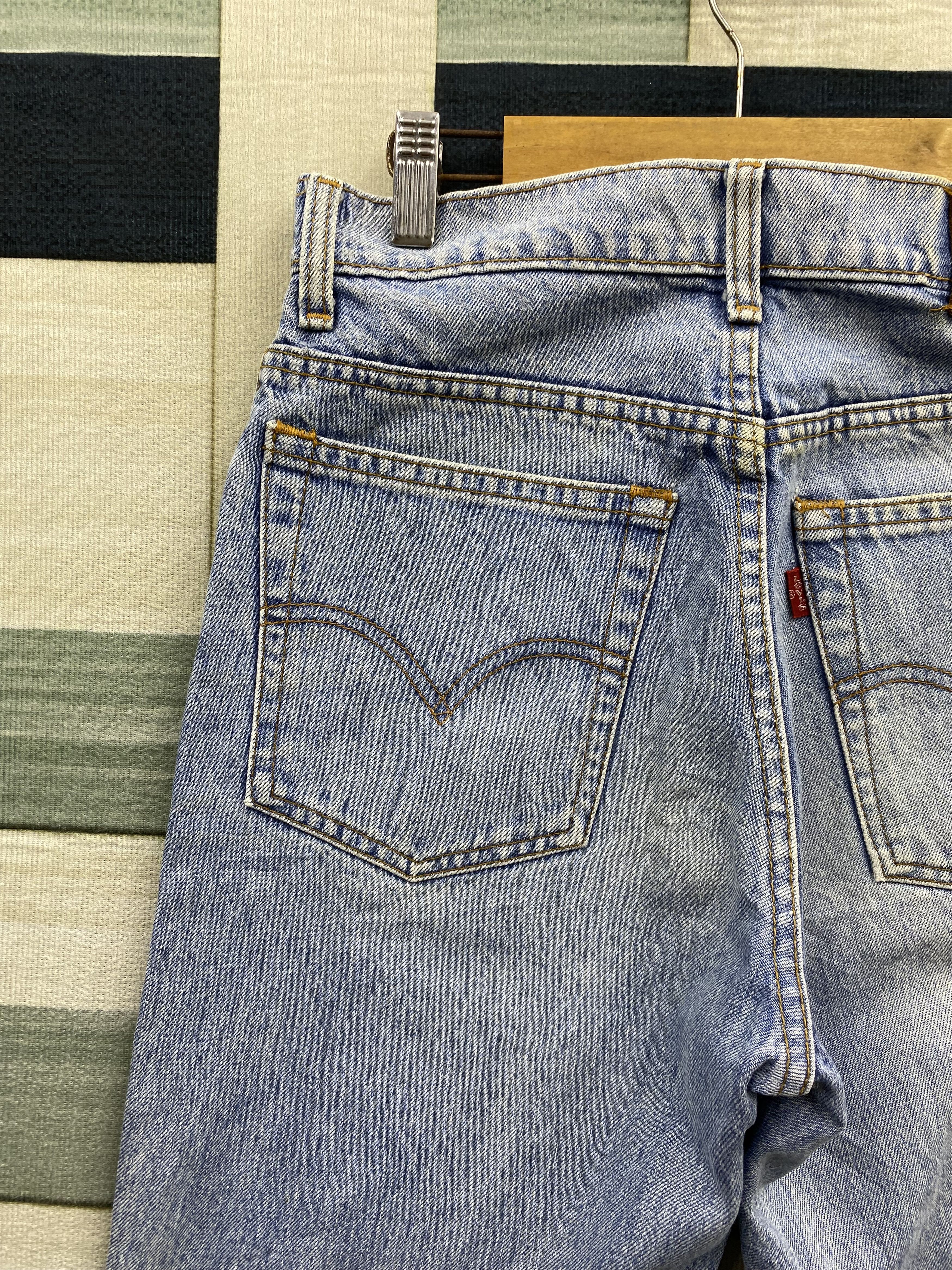 Levi's Vintage 90's Levi's Faded Blue Denim Jean Size US 28 / EU 44 - 14 Thumbnail
