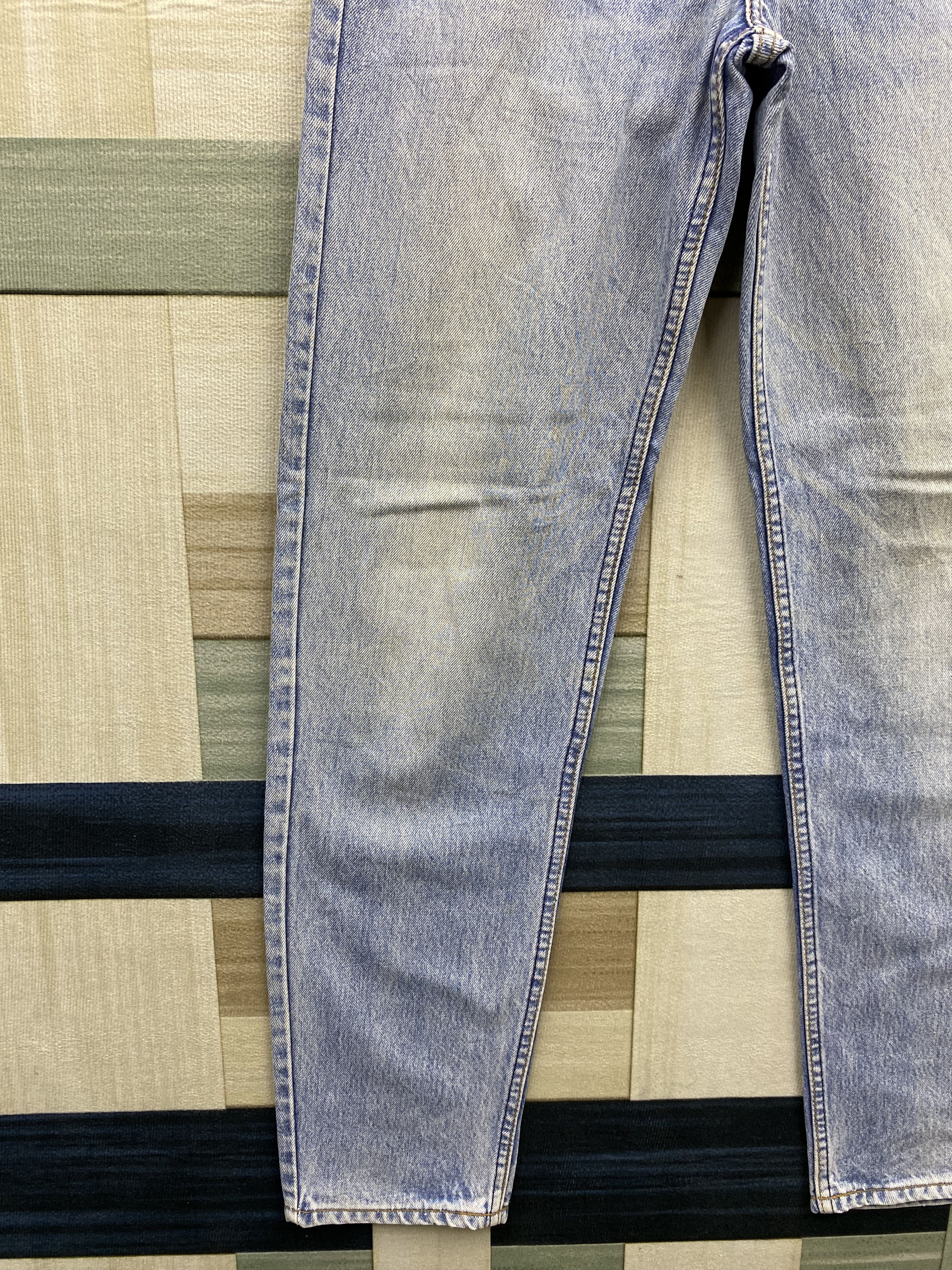 Levi's Vintage 90's Levi's Faded Blue Denim Jean Size US 28 / EU 44 - 8 Thumbnail