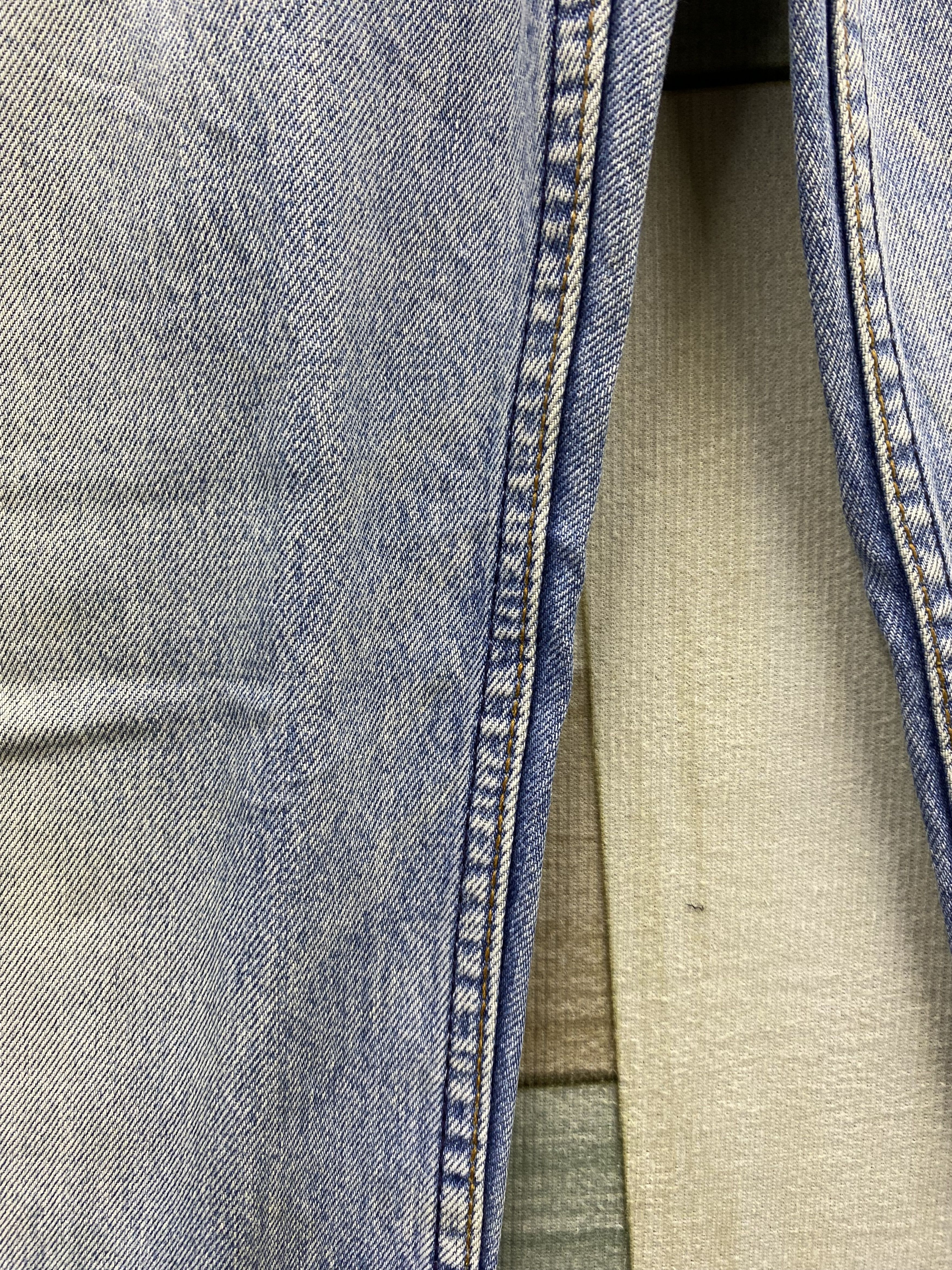Levi's Vintage 90's Levi's Faded Blue Denim Jean Size US 28 / EU 44 - 11 Thumbnail