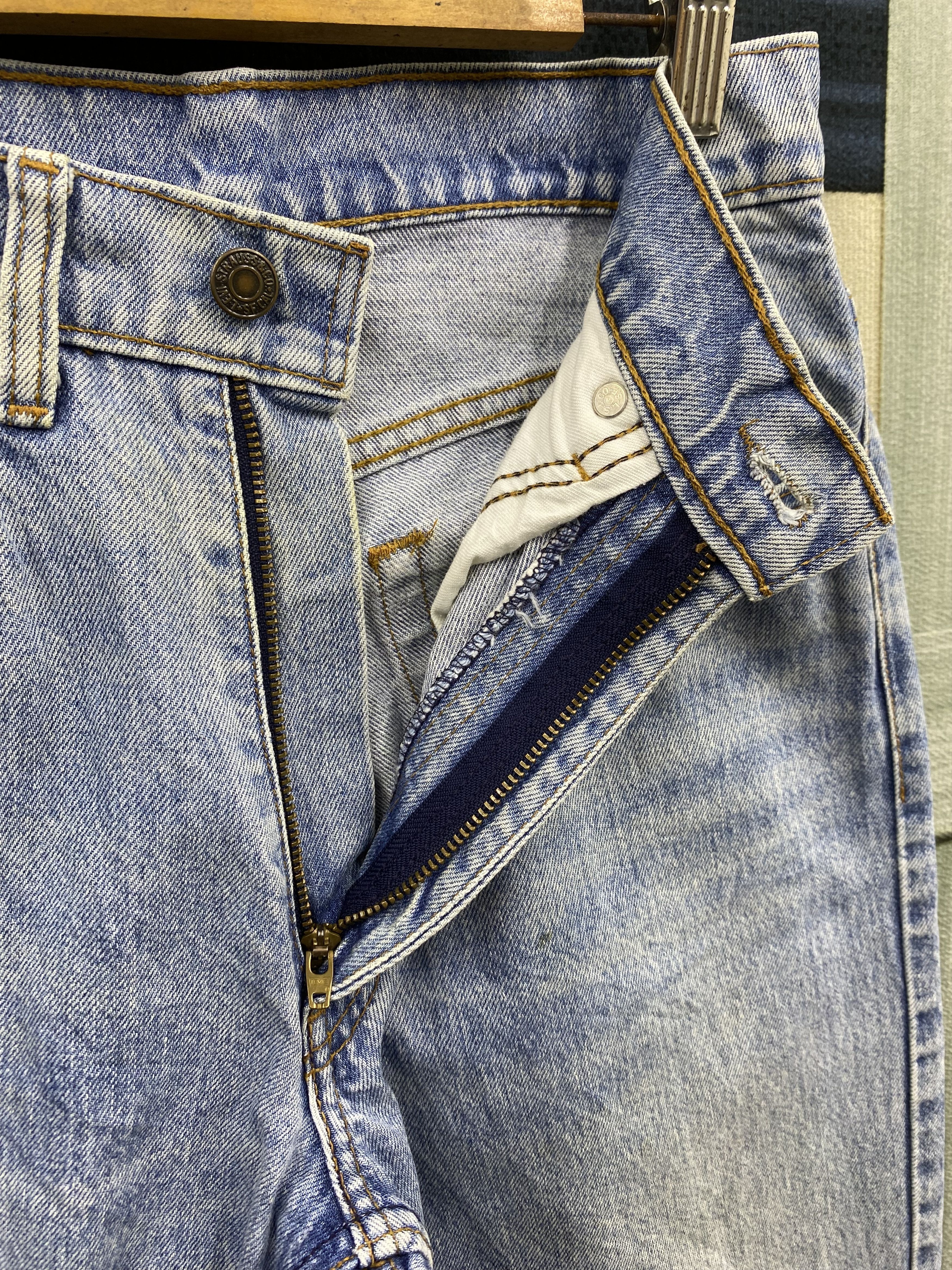 Levi's Vintage 90's Levi's Faded Blue Denim Jean Size US 28 / EU 44 - 13 Thumbnail