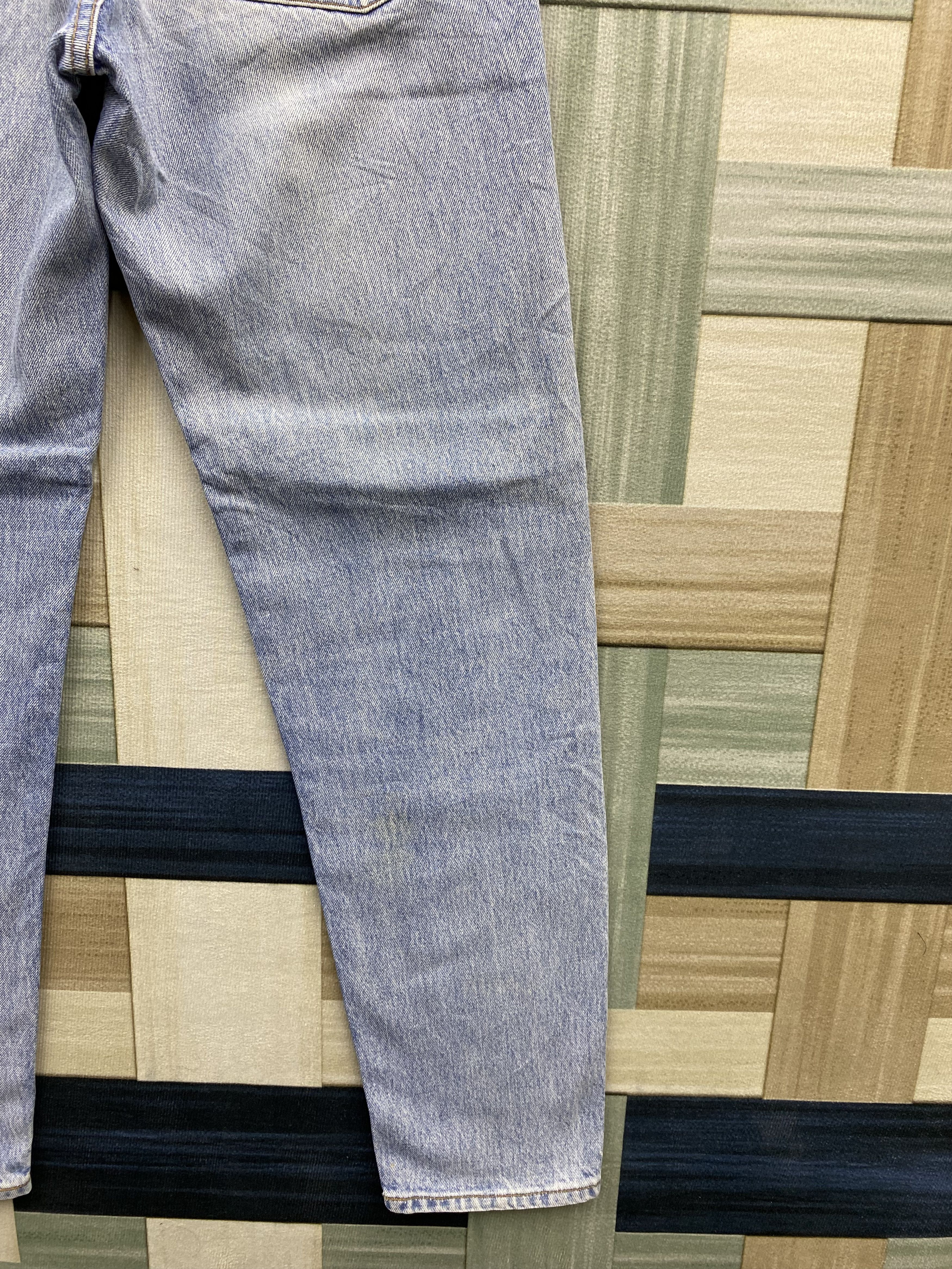Levi's Vintage 90's Levi's Faded Blue Denim Jean Size US 28 / EU 44 - 17 Thumbnail