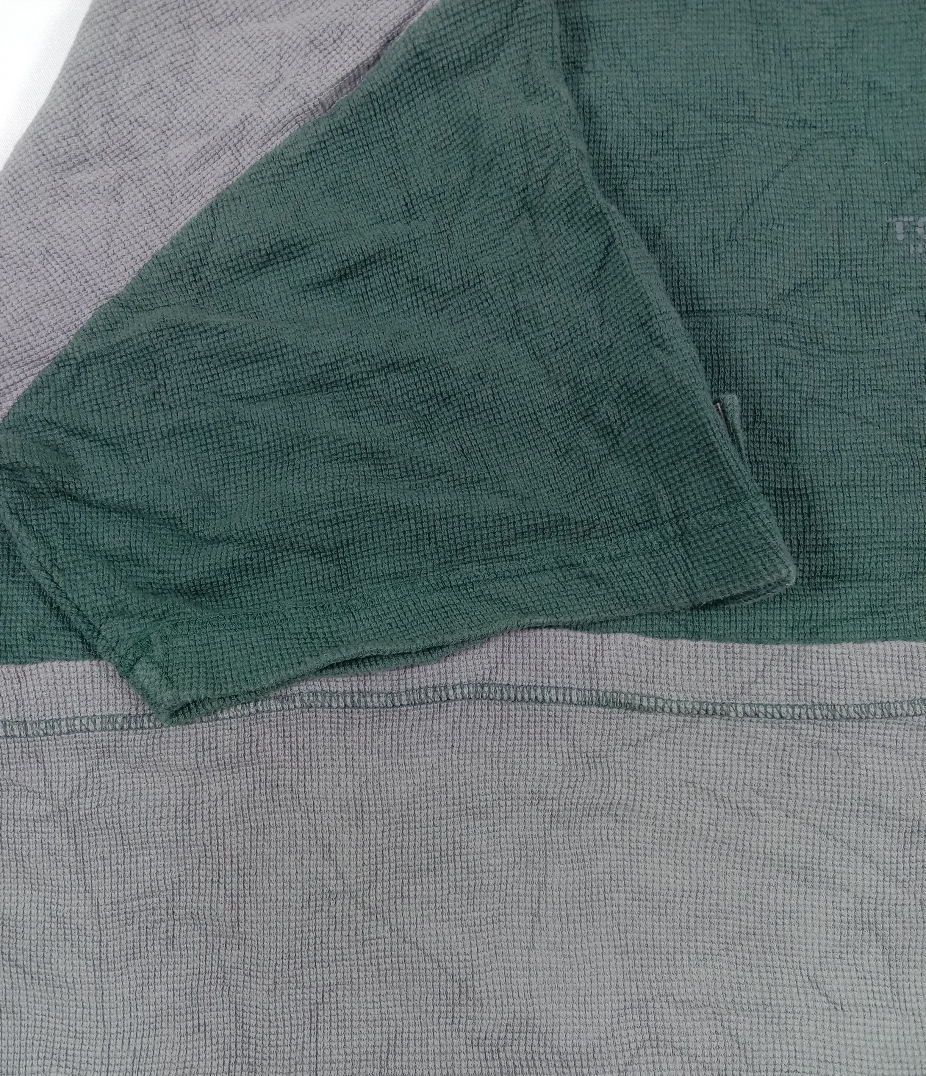 Tommy Hilfiger Vintage Tommy Jeans T Shirt Size US XXL / EU 58 / 5 - 3 Thumbnail