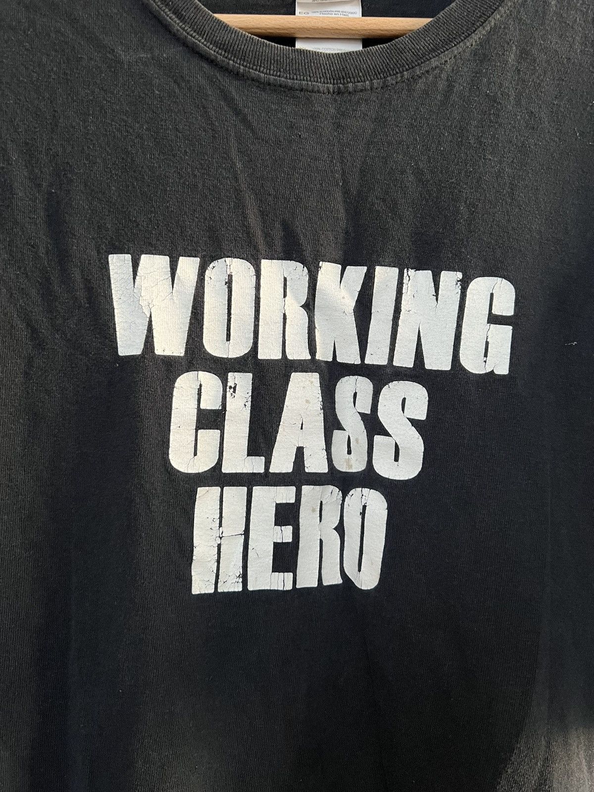 Vintage Working Class Hero Vintage T-shirt Size US XL / EU 56 / 4 - 5 Thumbnail