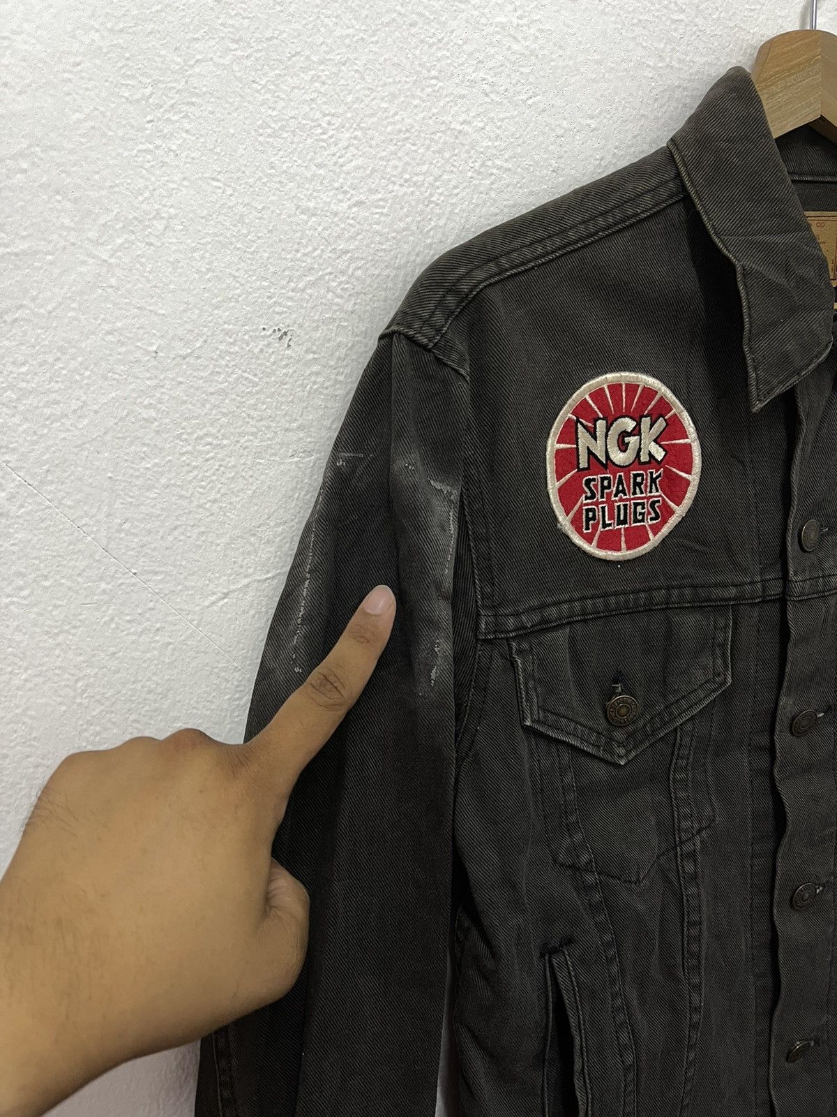Japanese Brand × Vintage Vintage Levis Trucker Jeans Denim White Tag Size US S / EU 44-46 / 1 - 6 Thumbnail