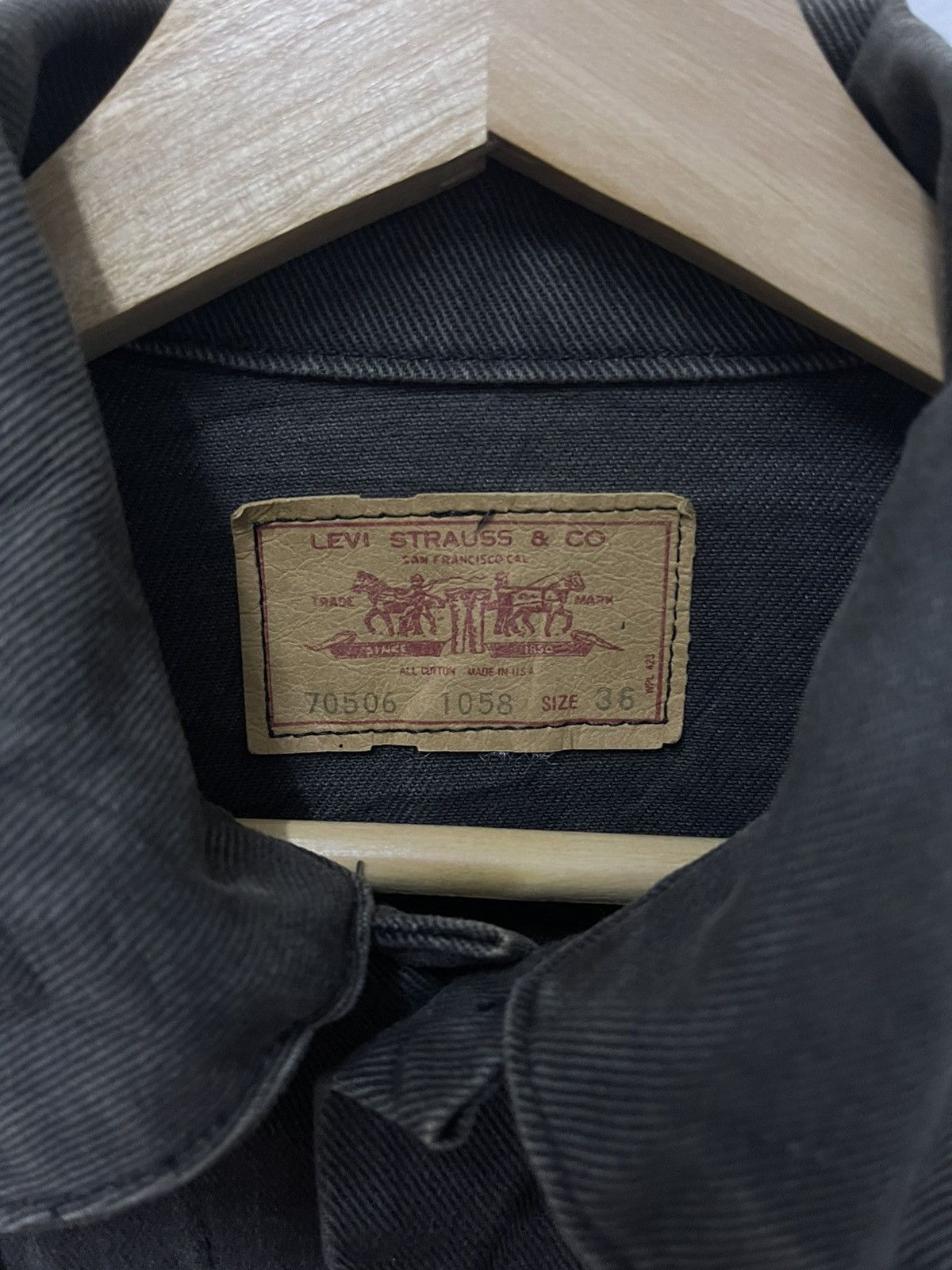 Japanese Brand × Vintage Vintage Levis Trucker Jeans Denim White Tag Size US S / EU 44-46 / 1 - 12 Thumbnail