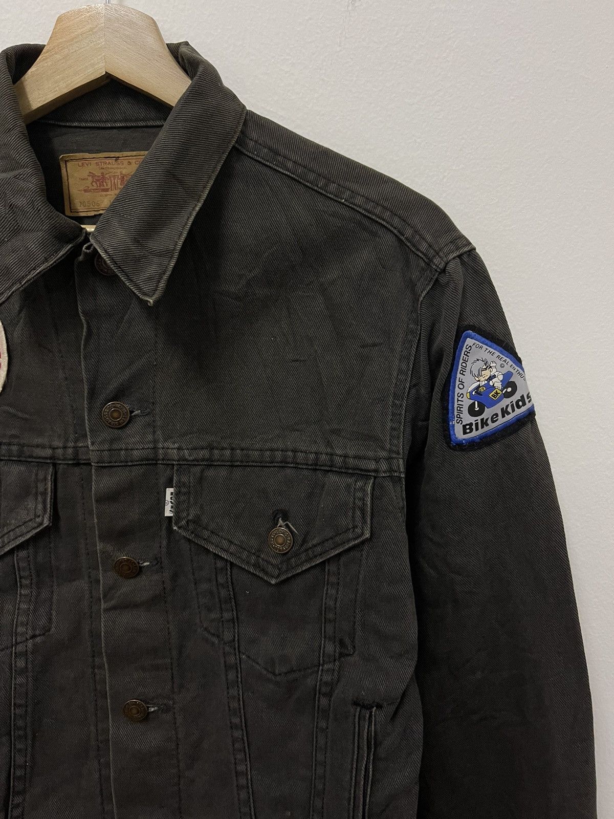 Japanese Brand × Vintage Vintage Levis Trucker Jeans Denim White Tag Size US S / EU 44-46 / 1 - 3 Thumbnail