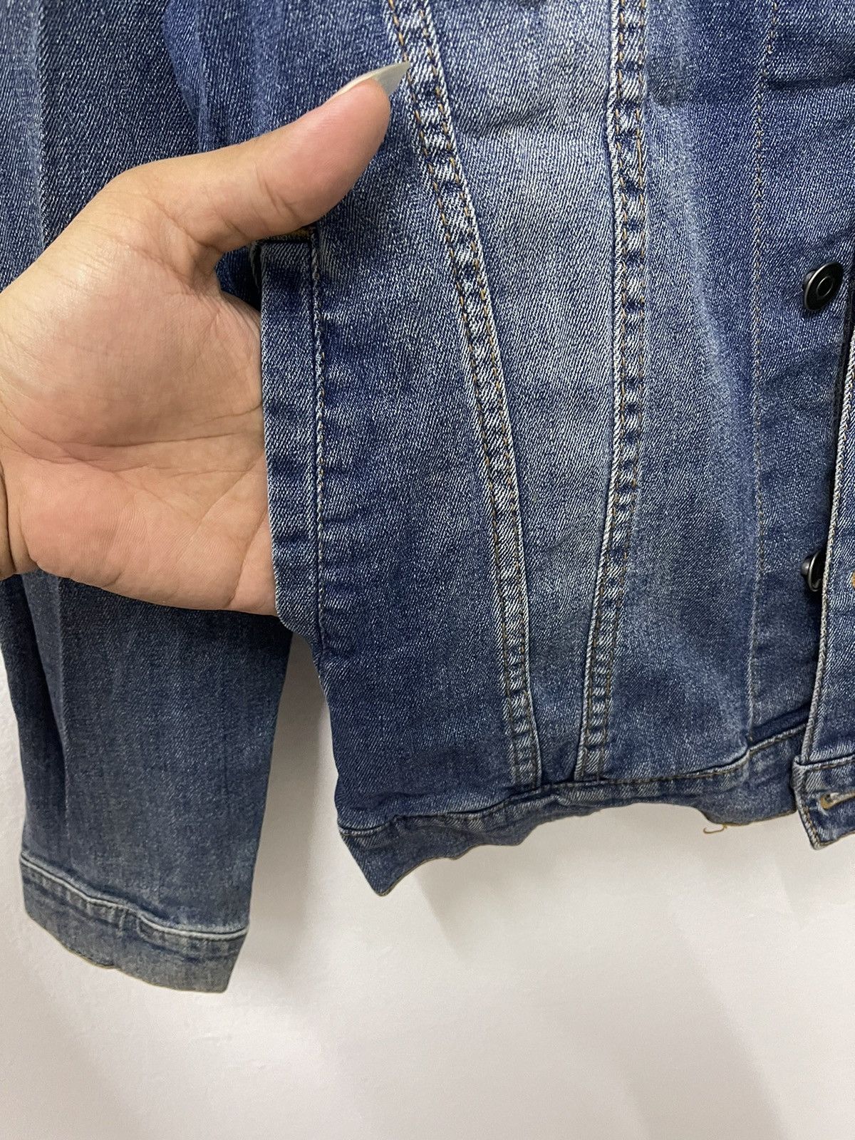Japanese Brand × Vintage Japanese Browny Distressed Trucker Denim Jacket Size US S / EU 44-46 / 1 - 4 Thumbnail