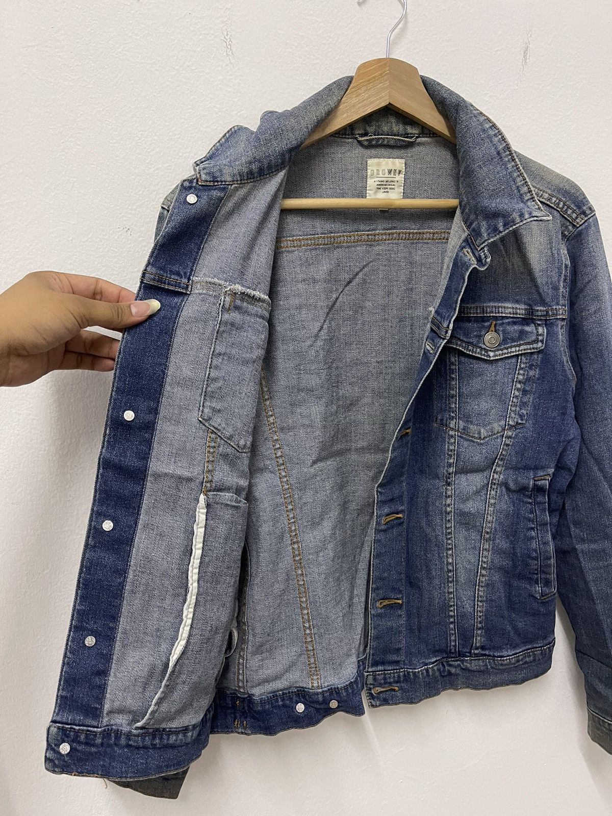 Japanese Brand × Vintage Japanese Browny Distressed Trucker Denim Jacket Size US S / EU 44-46 / 1 - 7 Thumbnail