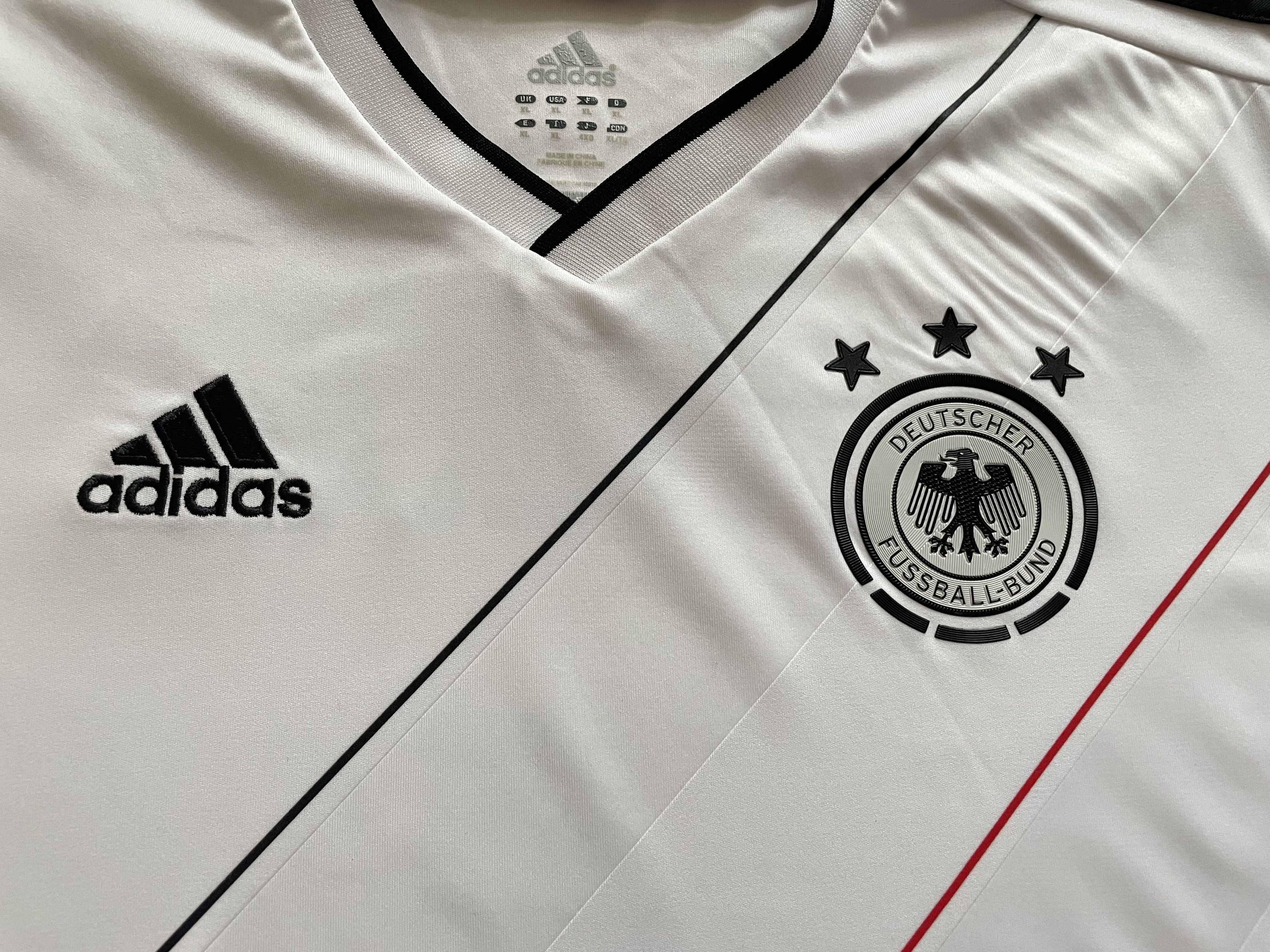 Adidas × Vintage Germany #4 Howedes football shirt 2012 Tee Rare Y2K Sport Size US XL / EU 56 / 4 - 3 Thumbnail