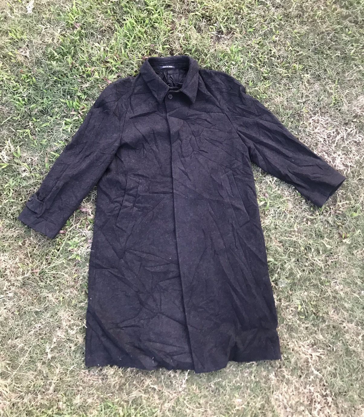 Fendi 🔥OFFER BEST PRICE 🔥Fendi wool long coat Size US L / EU 52-54 / 3 - 9 Thumbnail