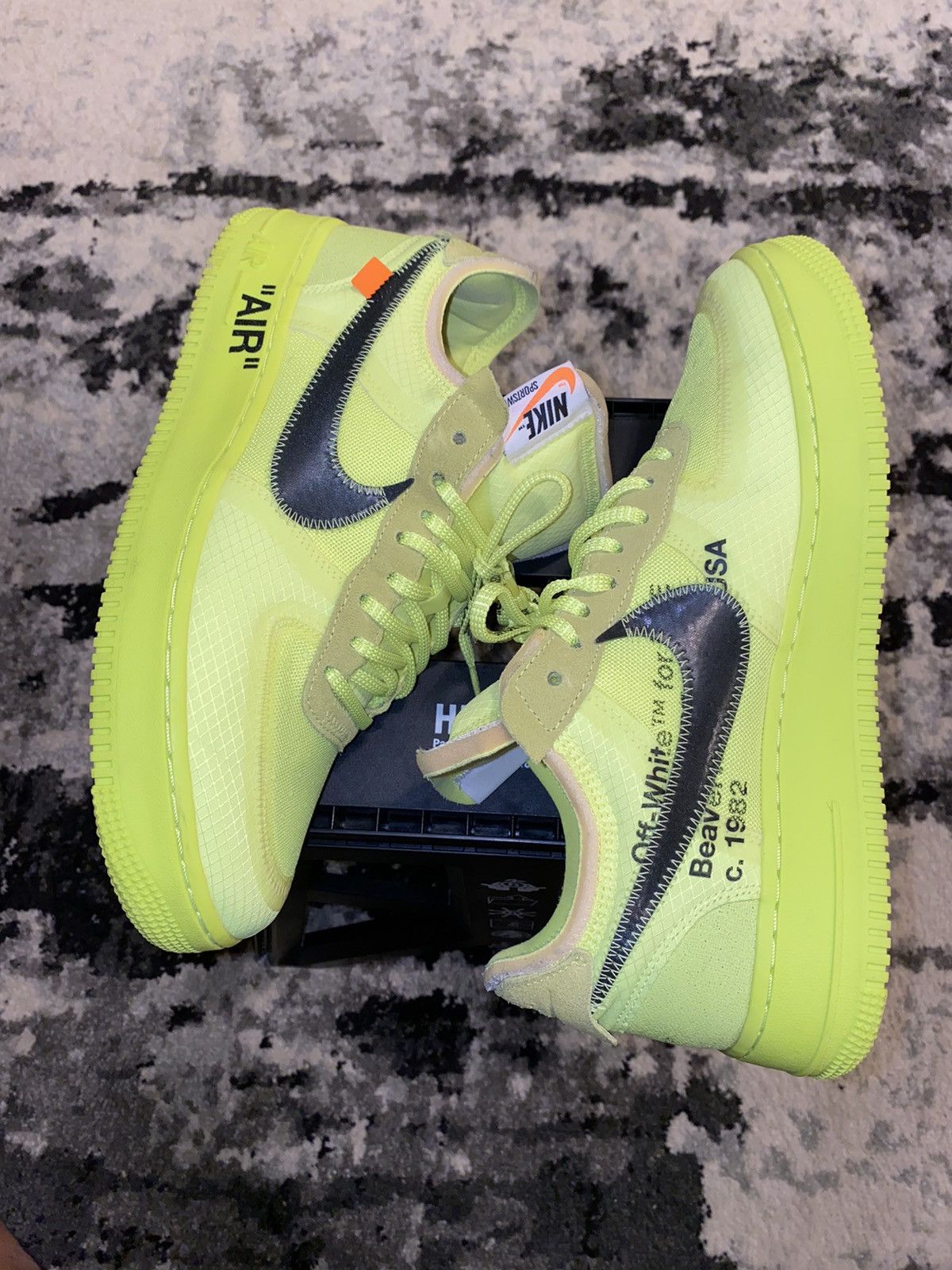 Nike × Off-White Air Force One Off-White Volt Size US 9.5 / EU 42-43 - 4 Thumbnail