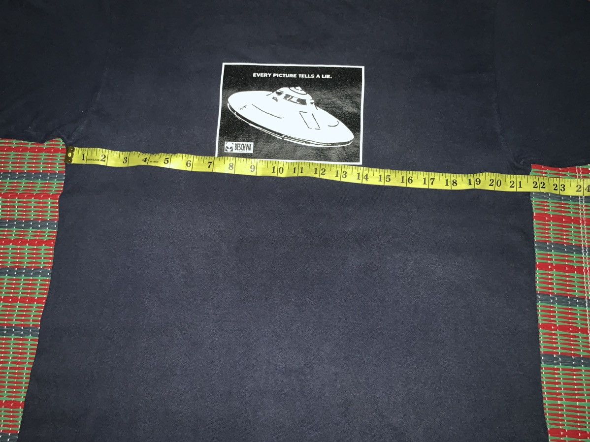 Vintage Vintage BESCHWA T-shirt By Alien Workshop Size US M / EU 48-50 / 2 - 7 Thumbnail