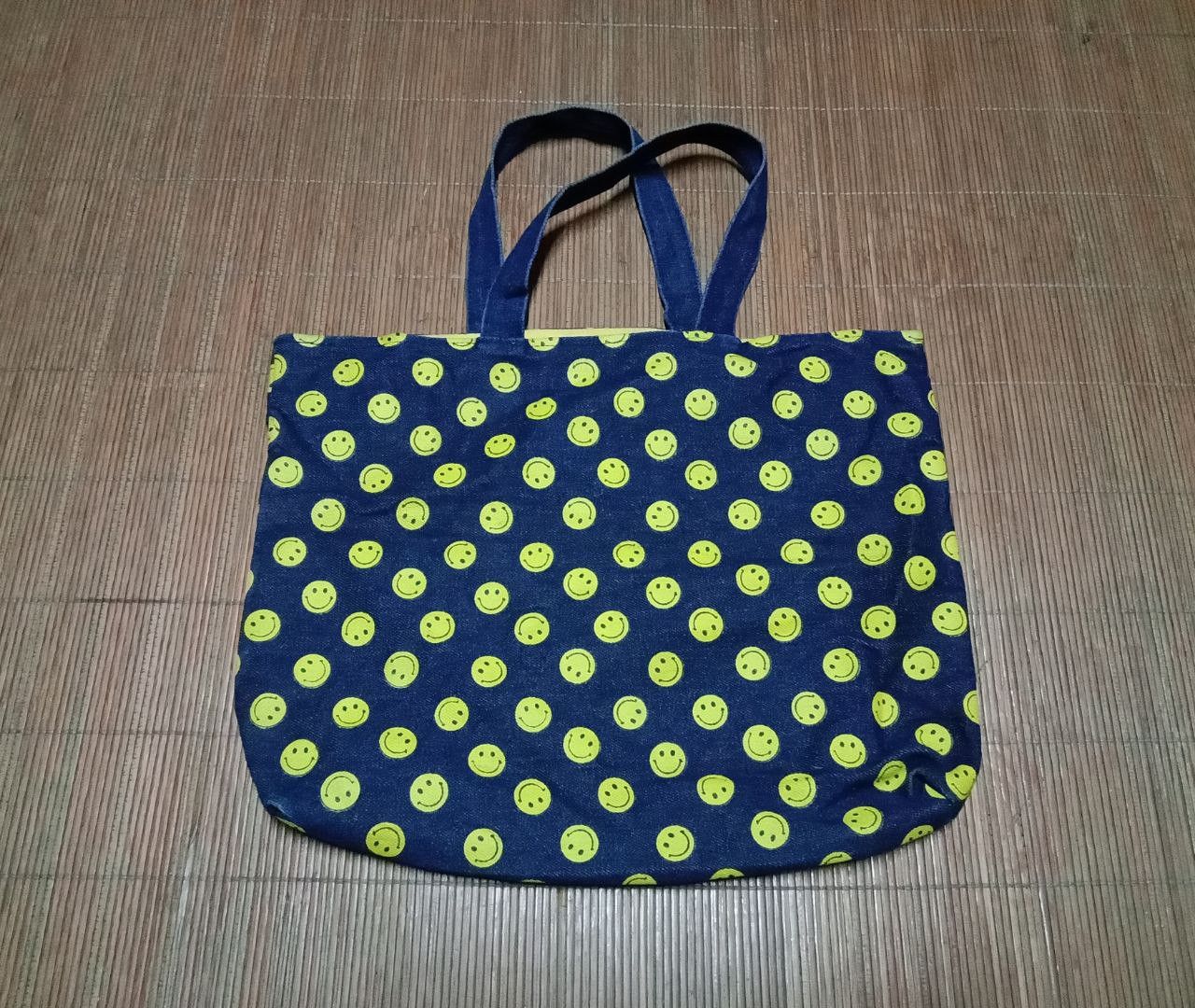 Japanese Brand × Vintage Vintage Smiley Face Full Printed Denim Tote Bag Size ONE SIZE - 1 Thumbnail