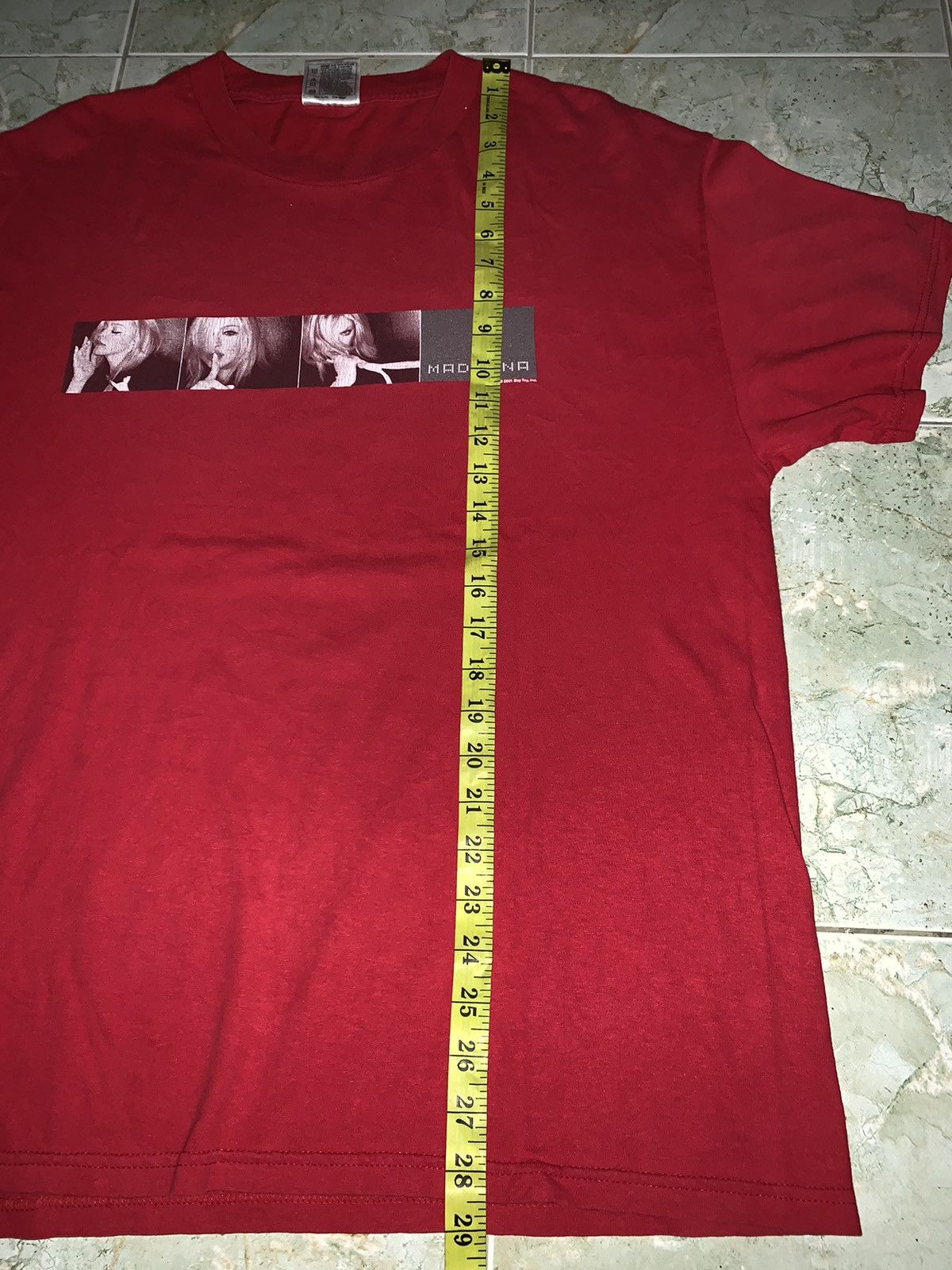 Vintage Vintage MADONNA TOUR T-shirt 2001 Size US M / EU 48-50 / 2 - 11 Thumbnail