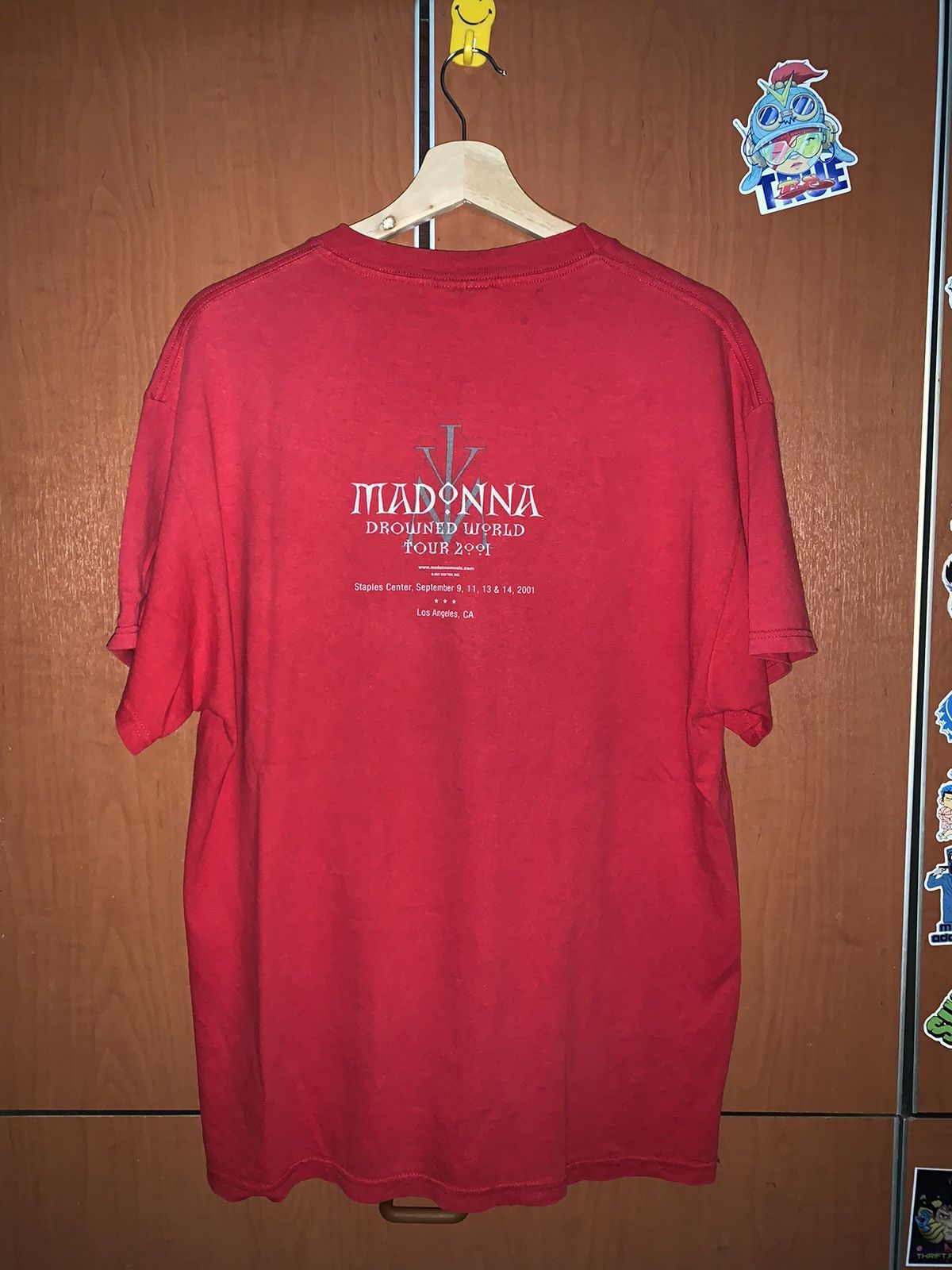 Vintage Vintage MADONNA TOUR T-shirt 2001 Size US M / EU 48-50 / 2 - 8 Thumbnail